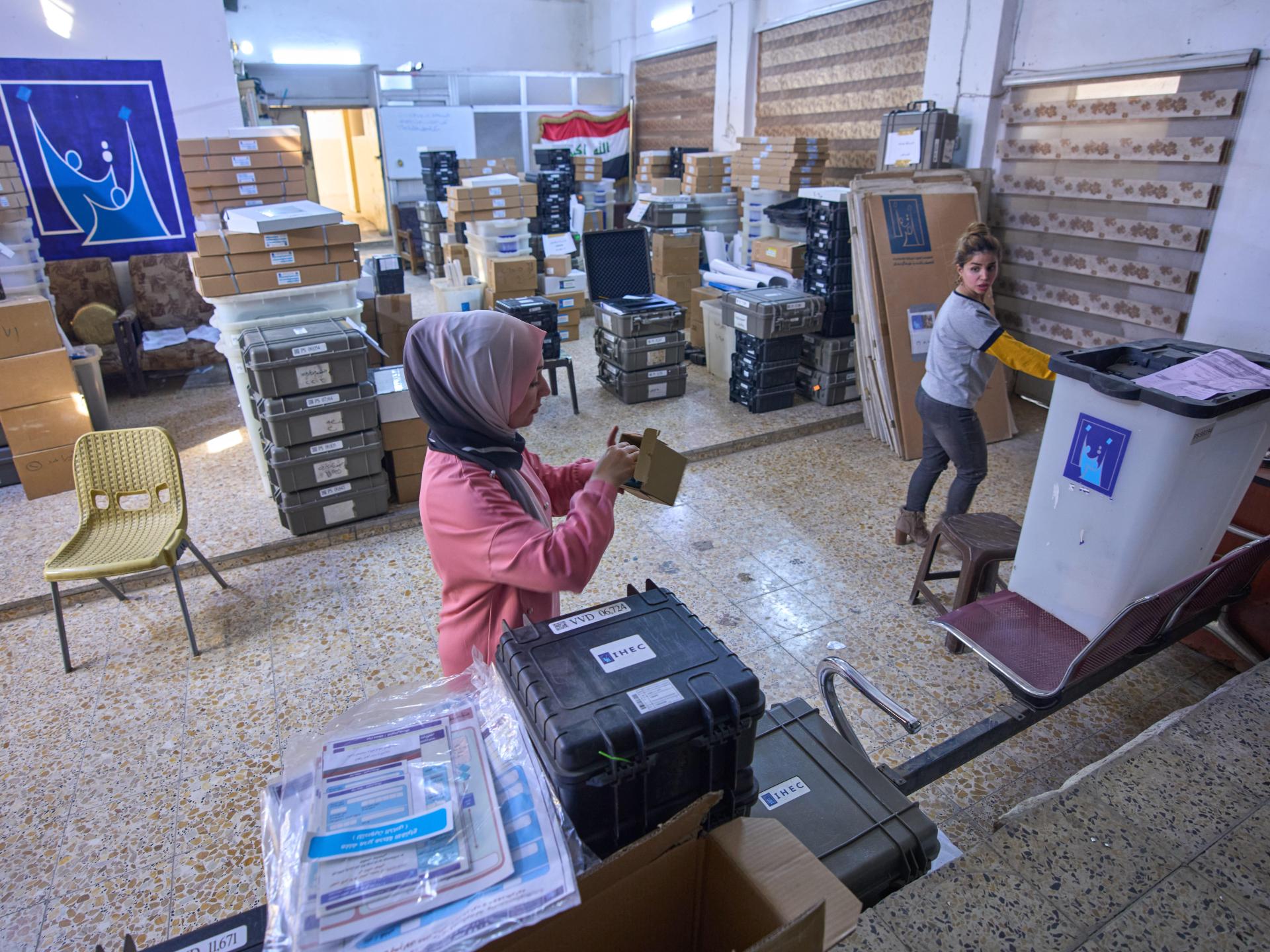 صمت في العراق قبيل الانتخابات التشريعية ودعوات للتصويت بكثافة