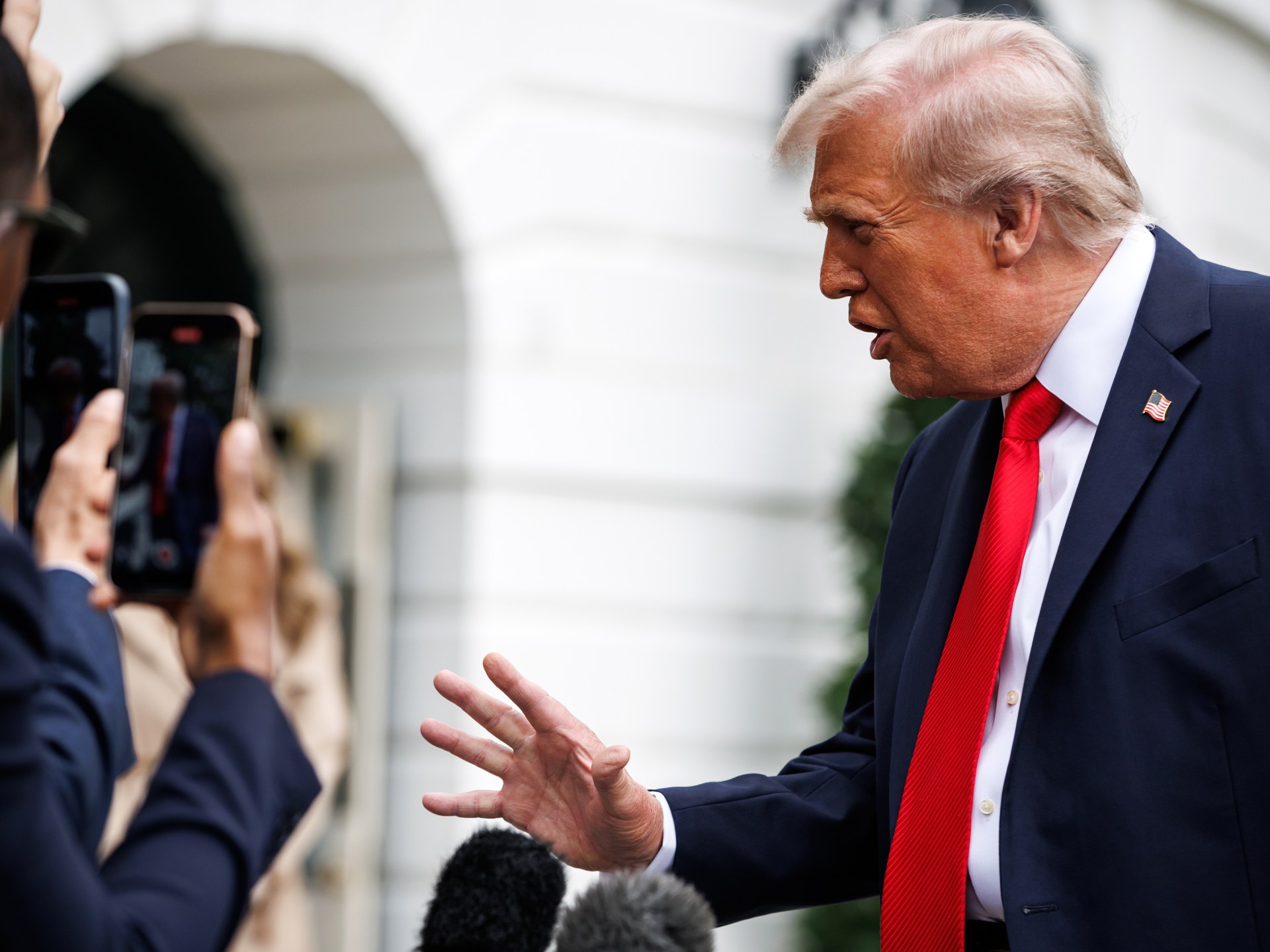 مراسلون بلا حدود: 8 إجراءات أقرها ترامب ضد الصحفيين منذ توليه