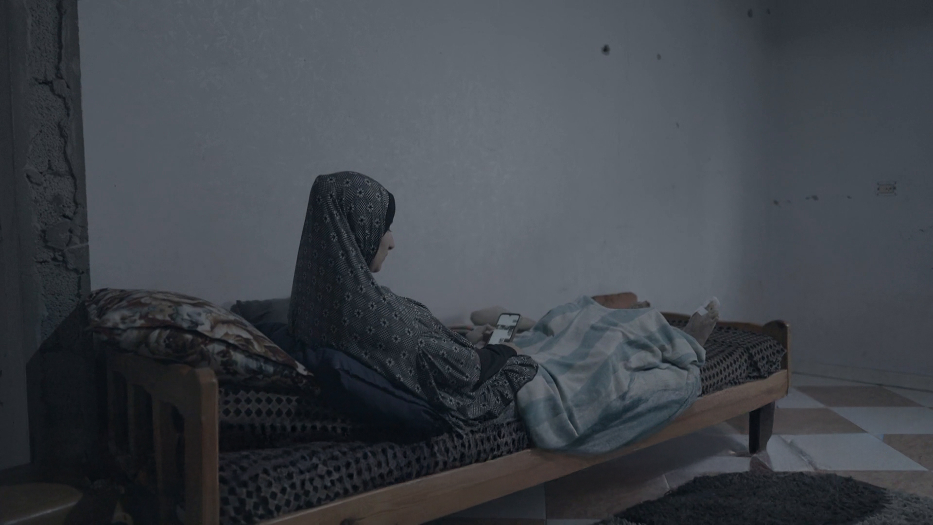 ألم الفقد والإصابة.. فلسطينية تكابد كل مآسي الحرب