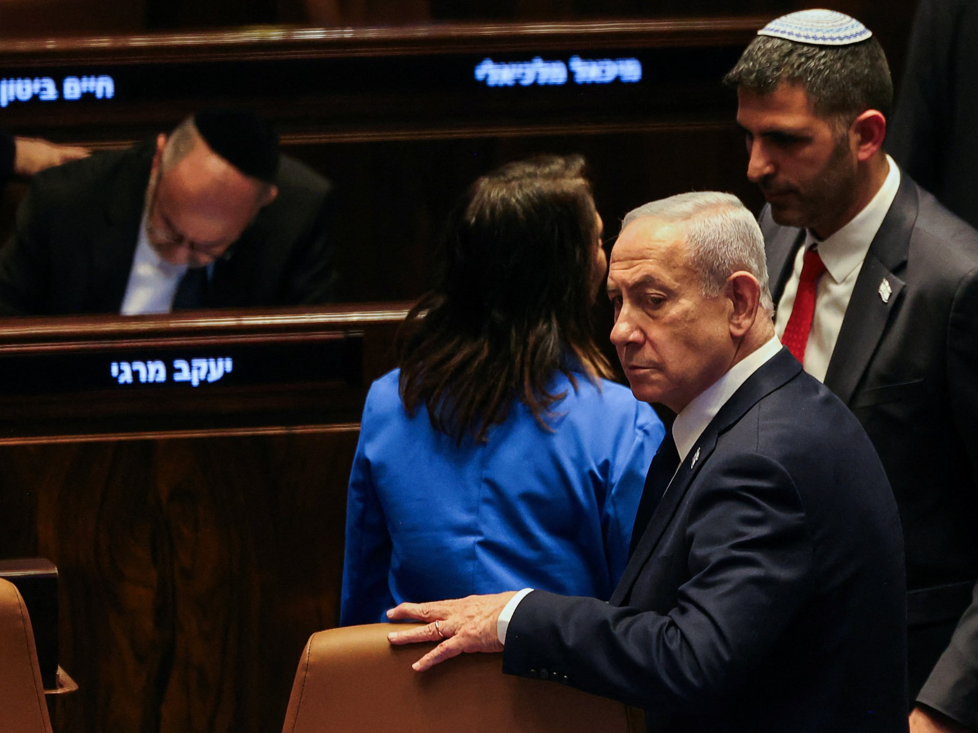 مقال في هآرتس: نتنياهو يقود "آلة السمّ" لترهيب الصحفيين