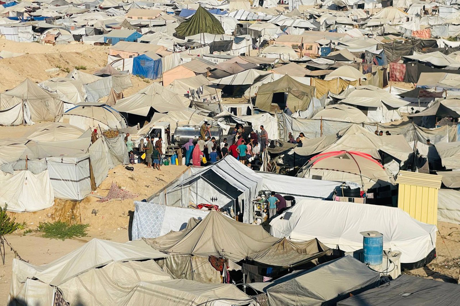 لا مكان تحت السماء.. منظمة إسرائيلية توثق موجات التهجير وآثار الحرب على سكان غزة 3 1000714354 1756551199