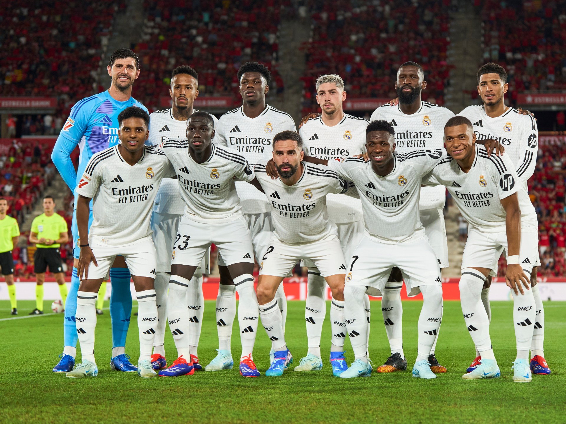 ريال مدريد يحكم قبضته على أوروبا بنهاية 2025