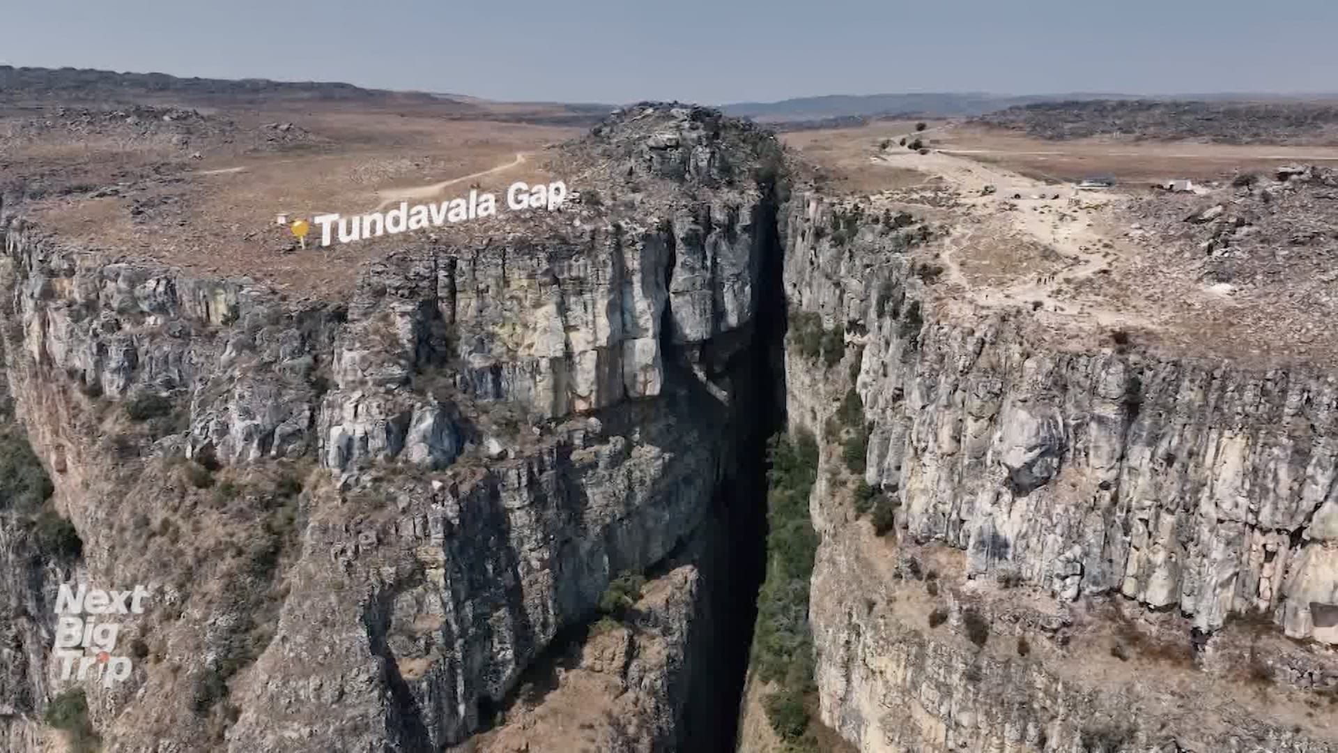 مناظر خلابة وهواء نقي.. شاهد المرتفعات الجنوبية في أنغولا أثناء قيادة دراجة جبلية