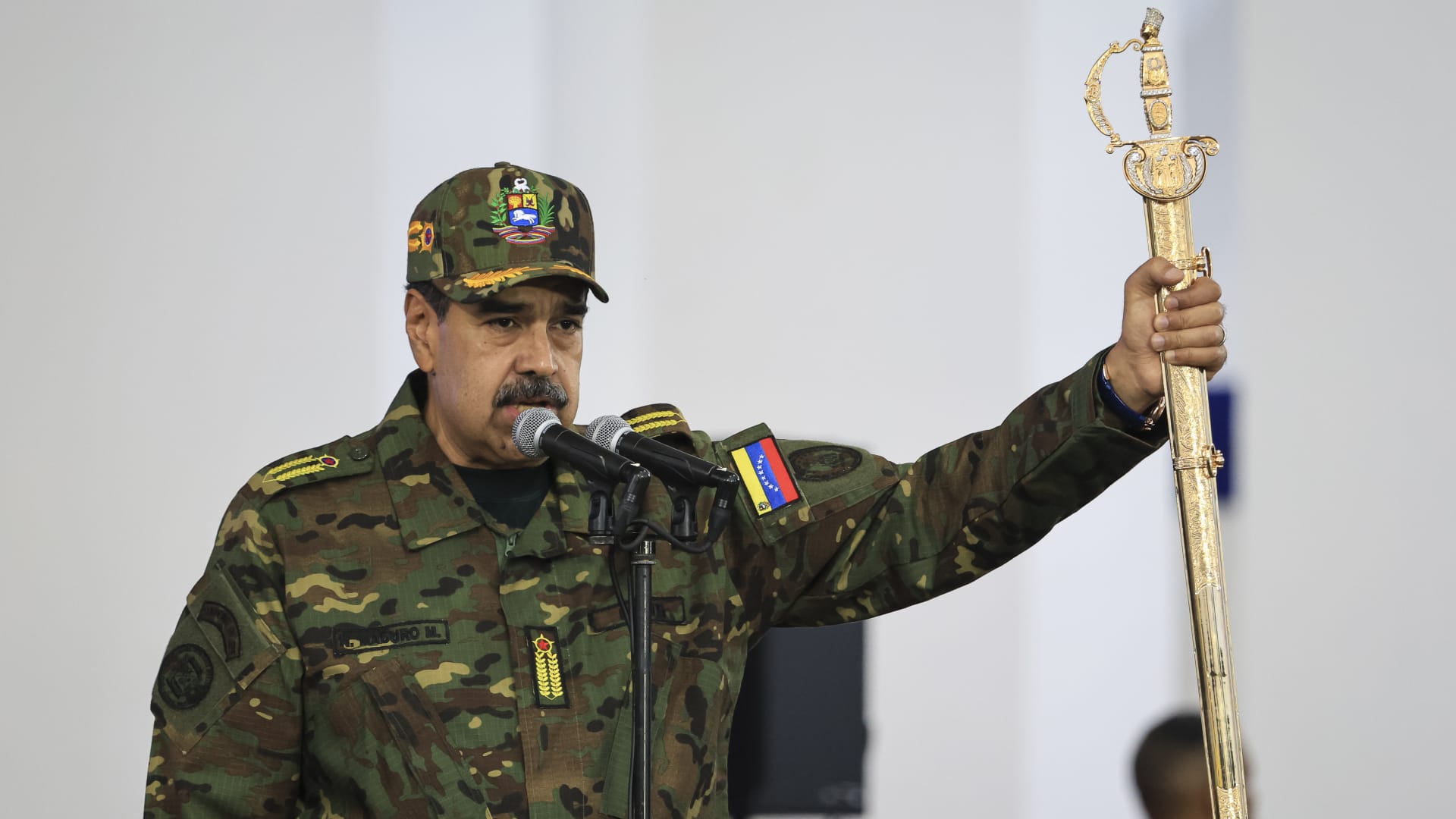 رئيس فنزويلا في رسالة إلى "أوبك": أمريكا تريد الاستيلاء على نفطنا بالقوة