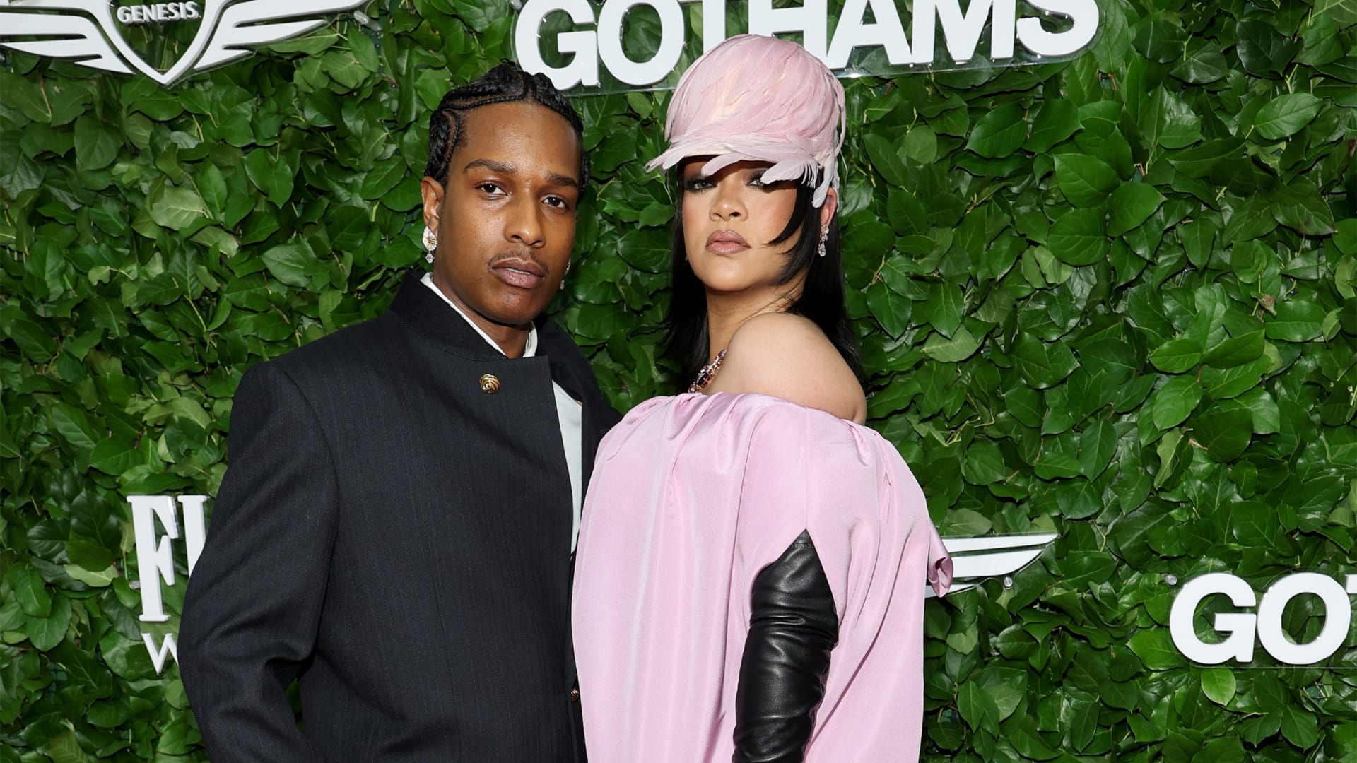 النجمات يتألقن في حفل جوائز "جوثام" السينمائية بنيويورك