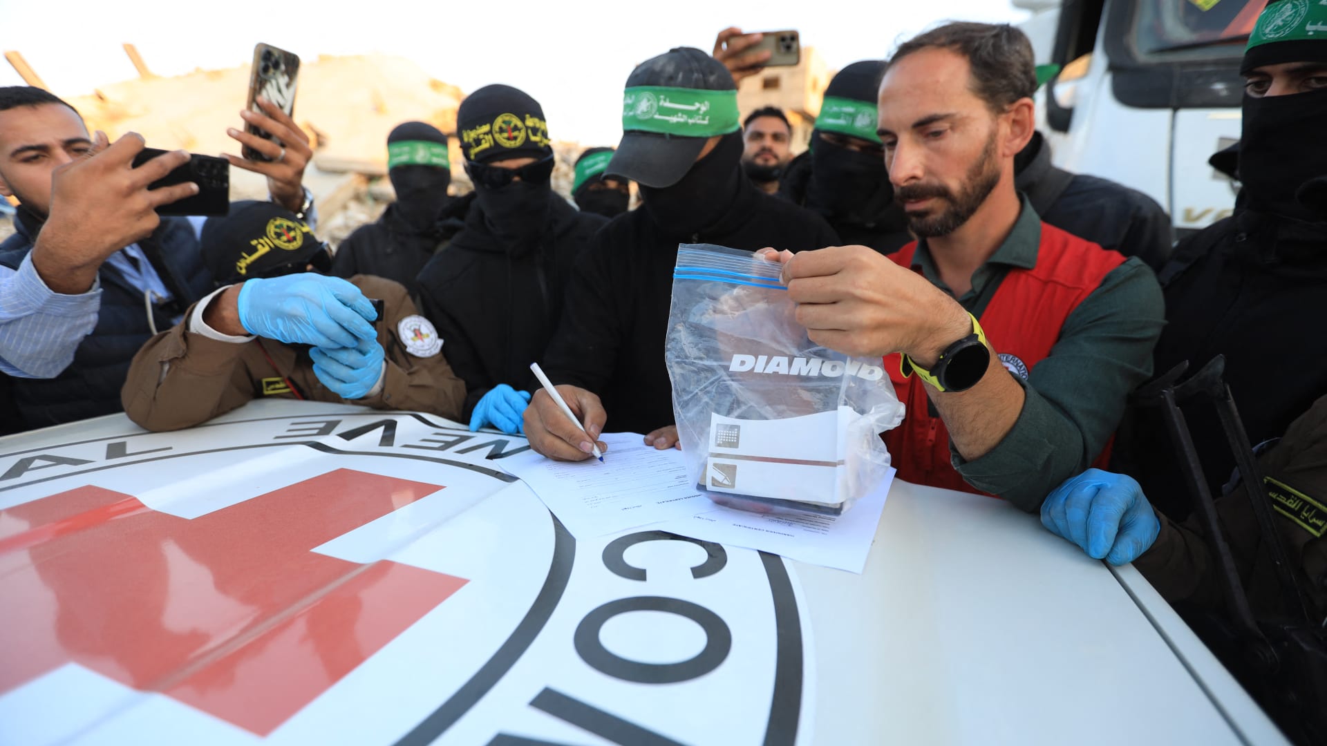 غزة.. التعرف على رفات آخر رهينة تايلاندي محتجز بالقطاع