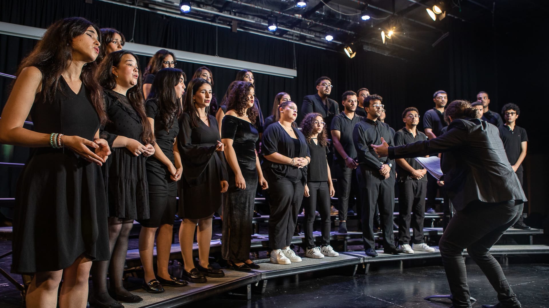 نشأت من "الربيع العربي".. جوقة تونسية تقطع آلاف الأميال لتقديم عروض في نيويورك