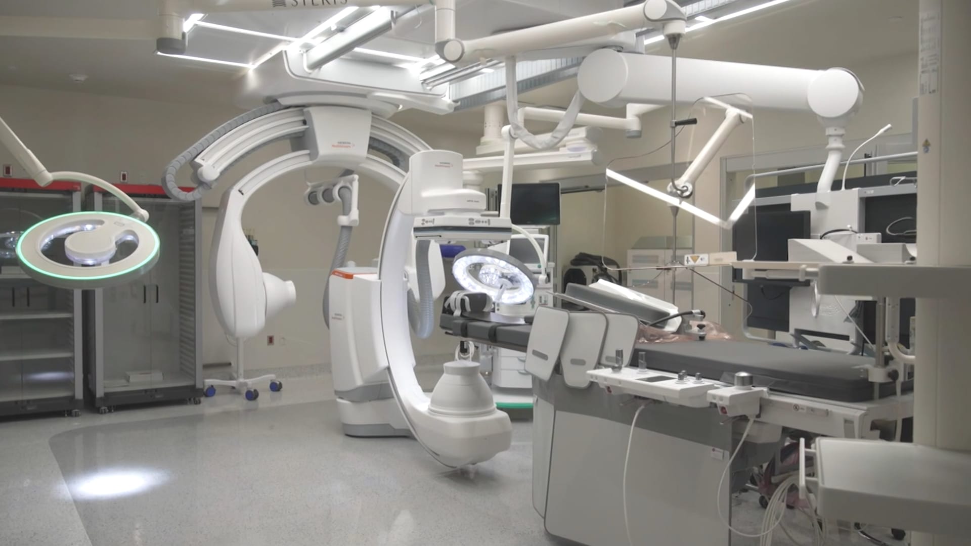 مرحبًا بأول مستشفى يعمل بالطاقة المتجددة 100%.. اكتشف ما يُميّزه