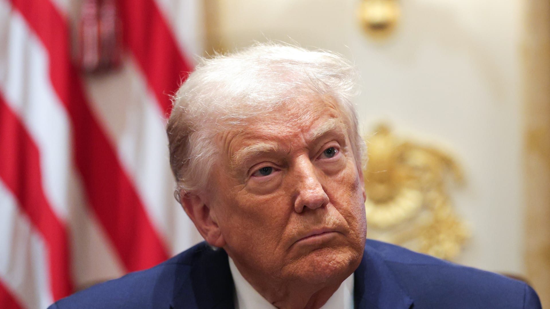 ترامب ينعي ضحايا هجوم سيدني.. وهذا ما قاله عن شاهد تصدى لمهاجم مُسلح