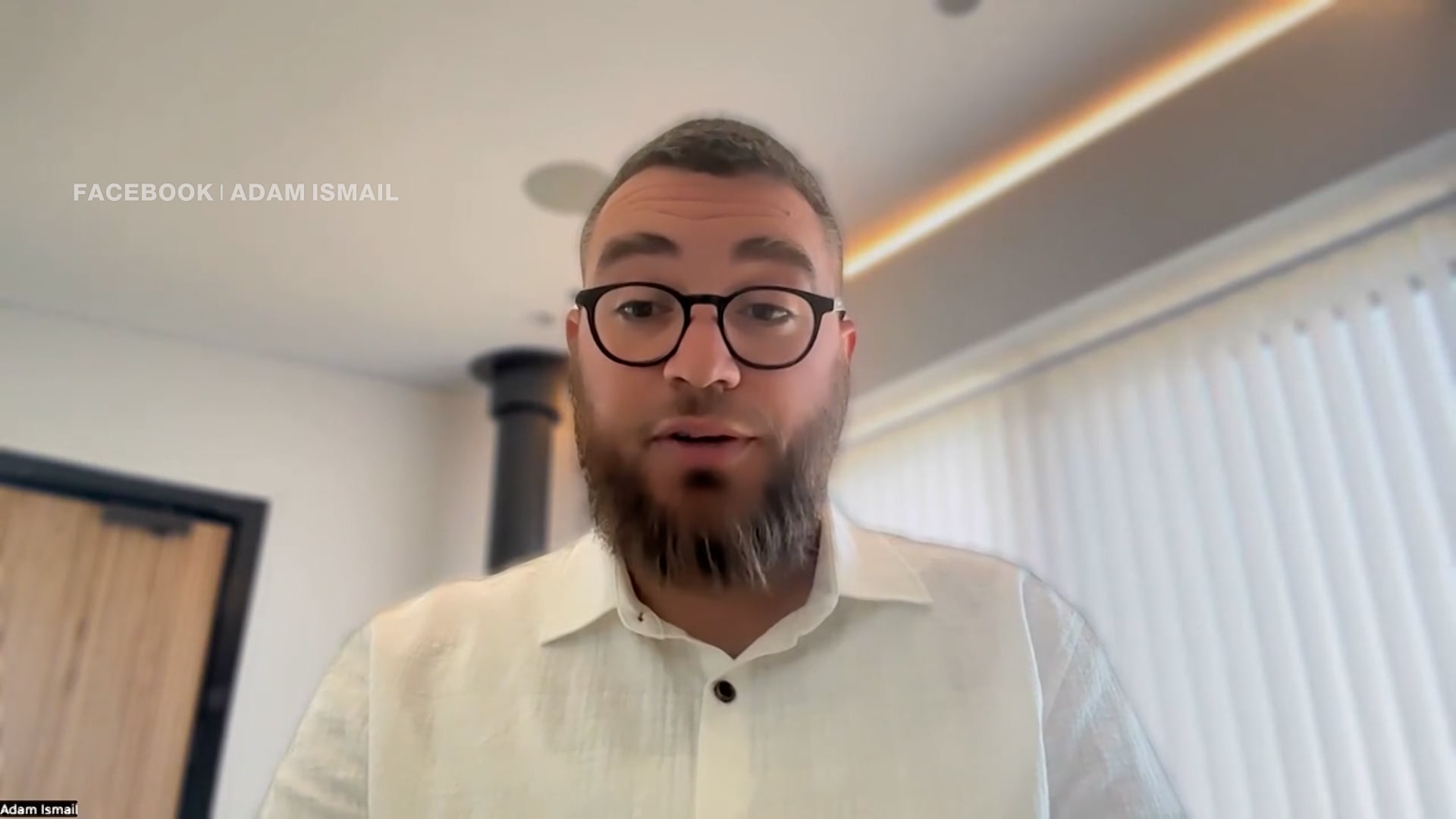 معلم قرآن في أستراليا يوضح موقفه ويدين هجوم سيدني