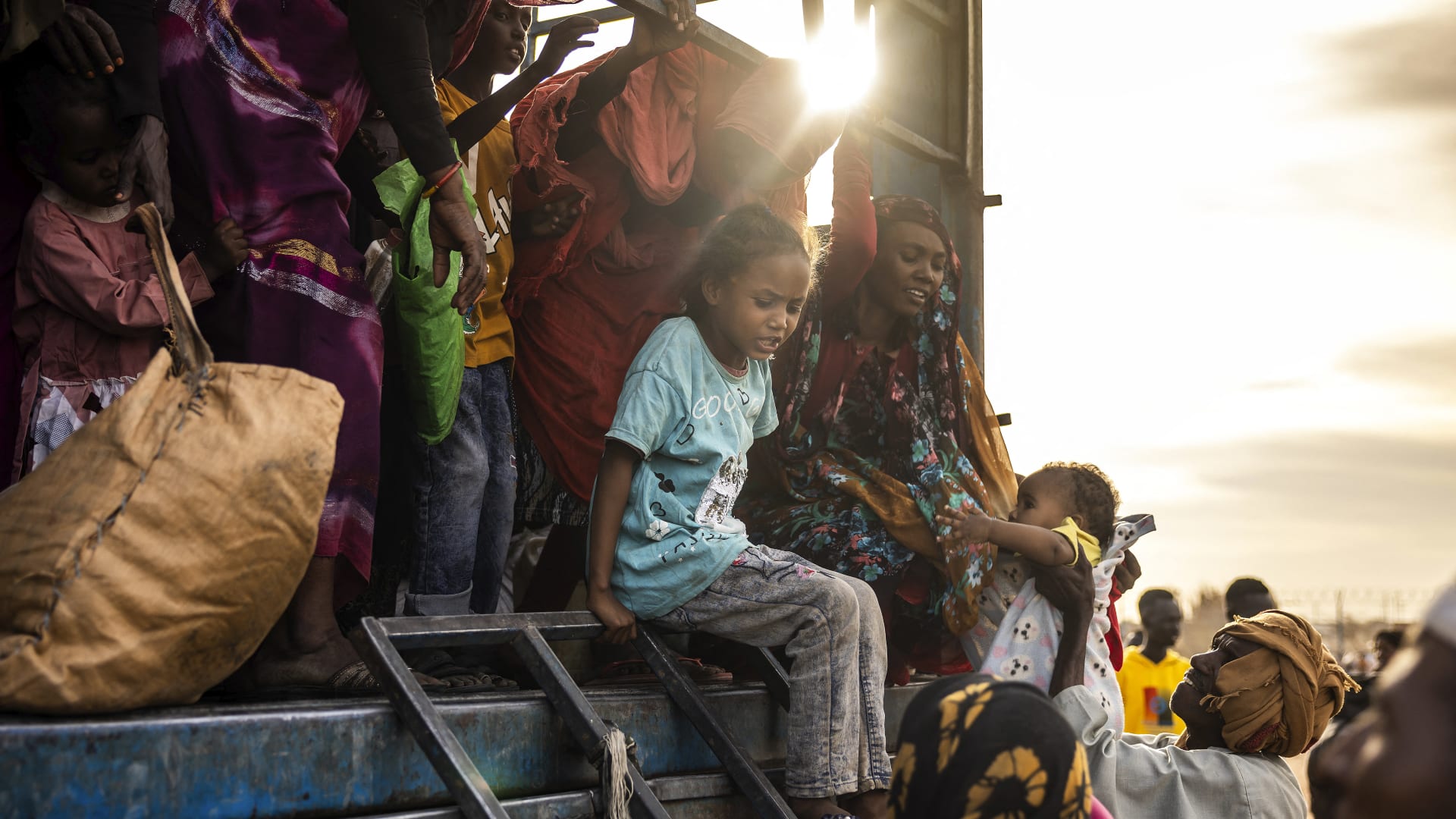 بينها 3 بلدان عربية.. قائمة الدول التي تضم أكبر عدد من المحتاجين للمساعدات في العالم