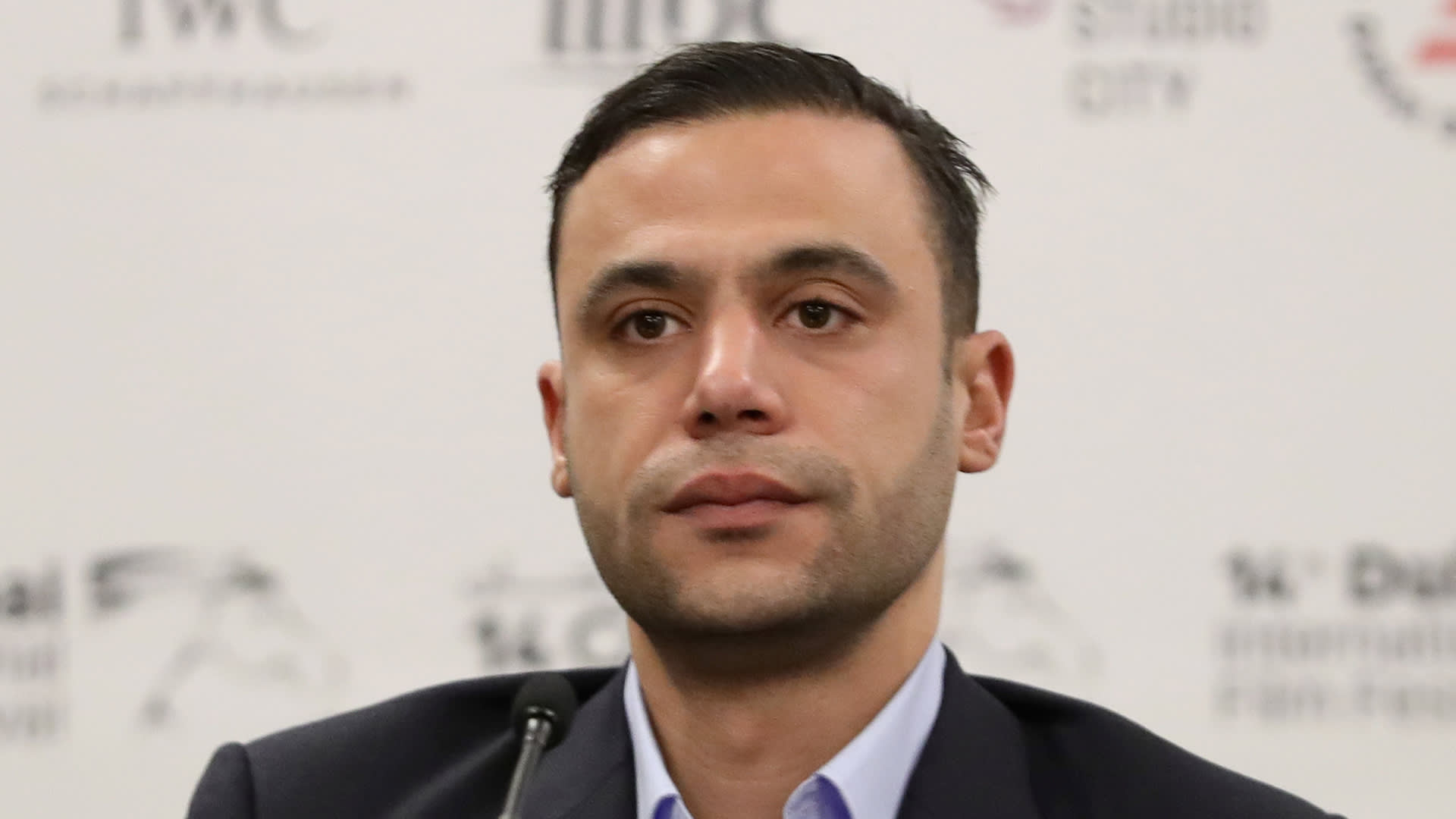 "أقرب الناس ليا في حياتي".. محمد إمام يؤكد متانة علاقته بعمر متولي ابن عمتّه الراحلة