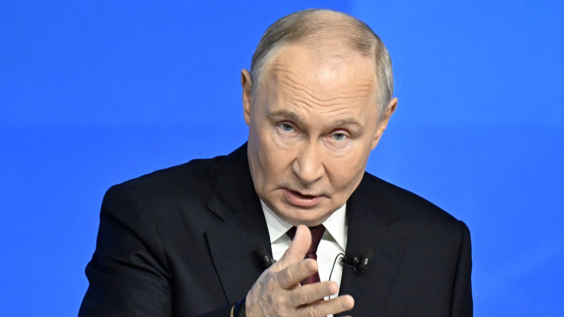 بوتين يحذر من "عواقب وخيمة" على أوروبا إذا حولت أصول روسيا المجمدة إلى أوكرانيا