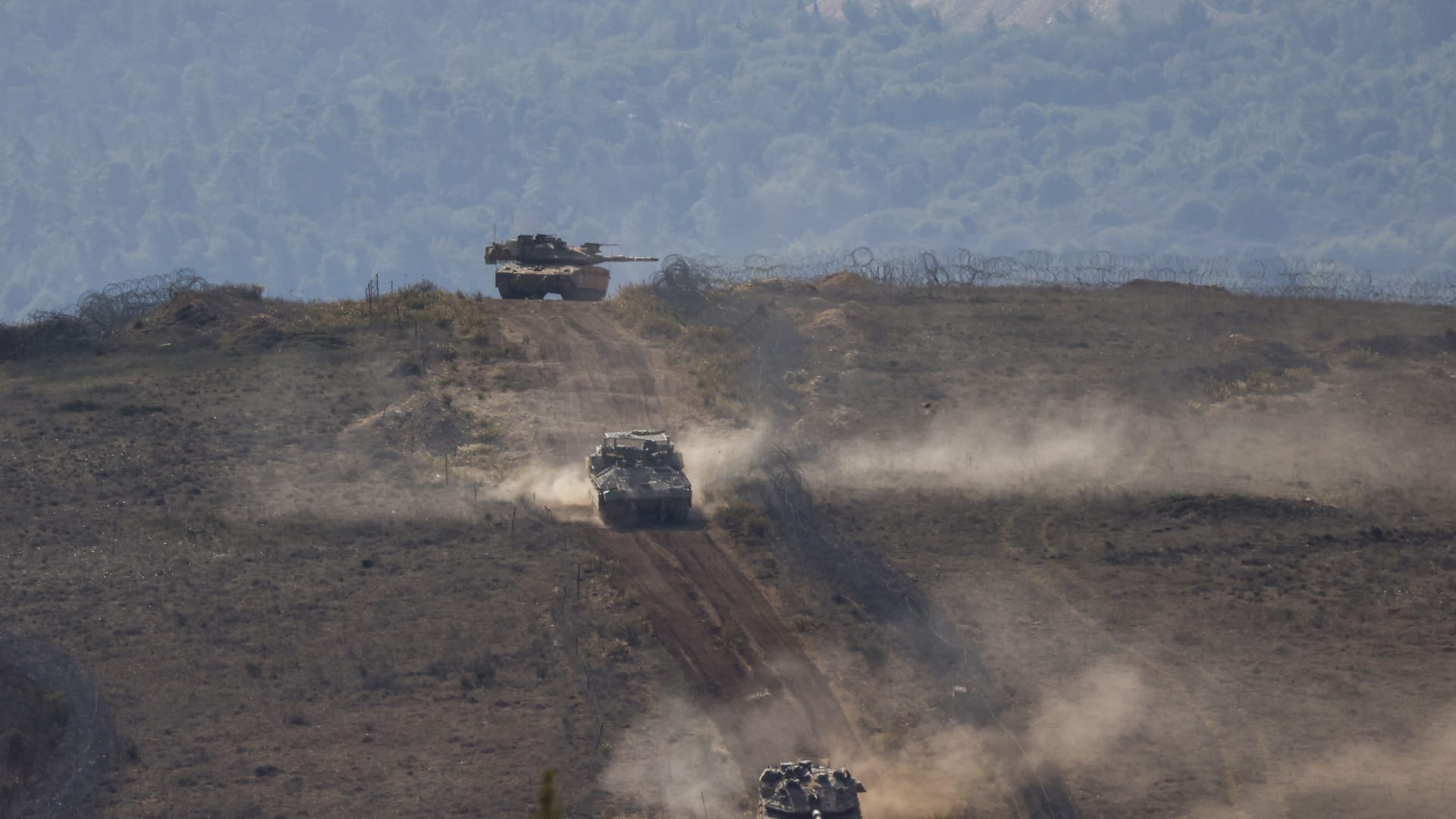 "حشد عسكري إسرائيلي يتجه إلى جنوب لبنان".. ما حقيقة الفيديو؟