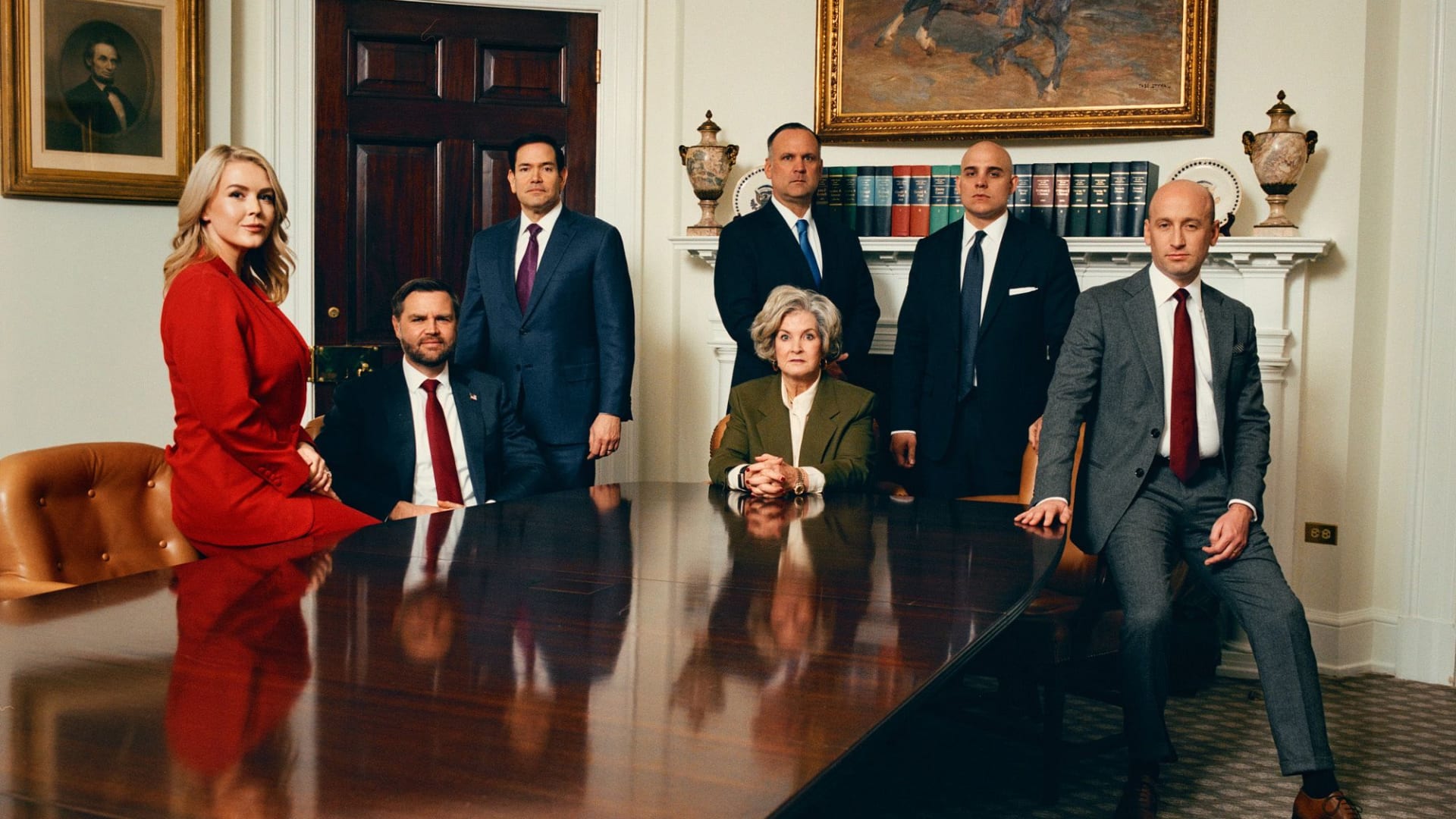 ما الذي تقوله حقًا هذه الصور المقرّبة لإدارة الرئيس الأمريكي دونالد ترامب؟