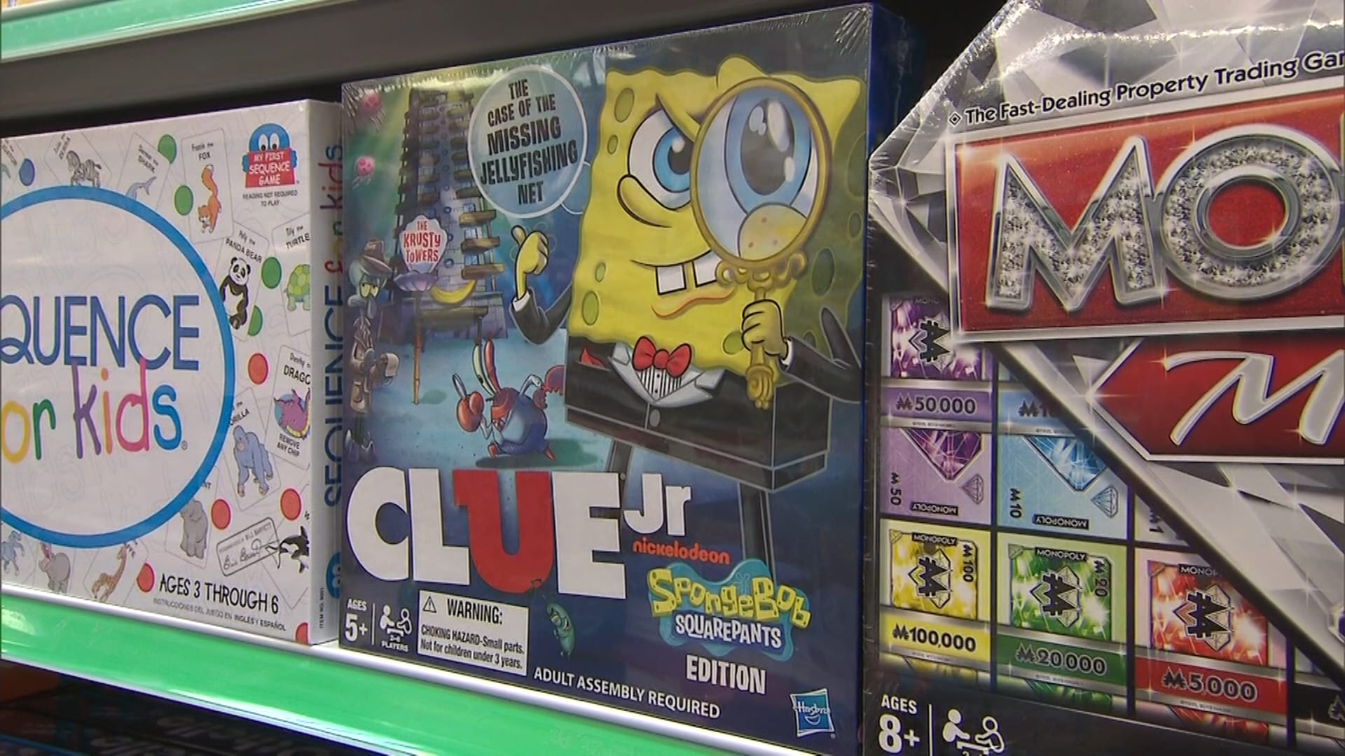 مع اقتراب موسم الأعياد.. ما الهدايا التي يجب تجنّب تقديمها للأطفال الصغار؟