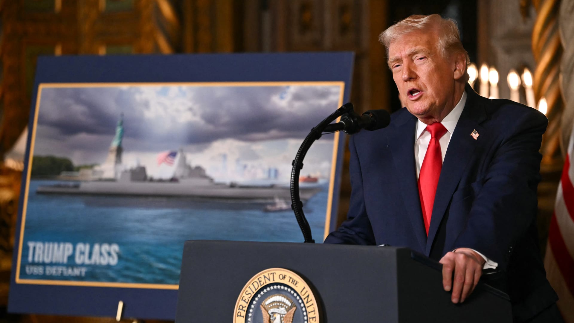 ترامب يكشف النقاب عن سفن حربية جديدة من طراز يحمل اسمه: "ستبث الرعب في قلوب الأعداء"