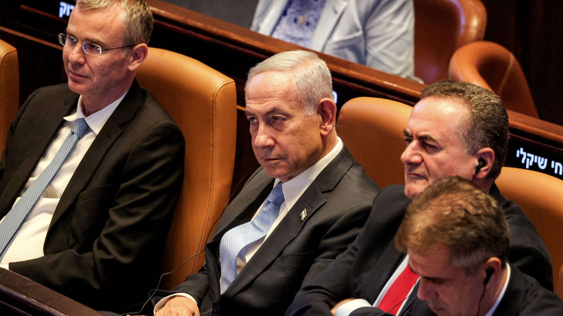 جدل في إسرائيل جراء موافقة حكومة نتنياهو على إغلاق إذاعة الجيش.. وتمديد الكنيست لـ"قانون الجزيرة"