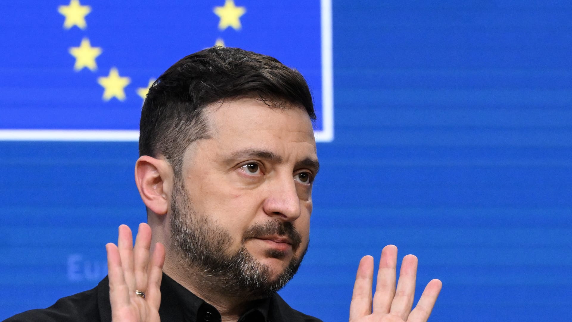 تحليل.. تنازلات في خطة زيلينسكي لإنهاء حرب أوكرانيا والكرة في ملعب بوتين