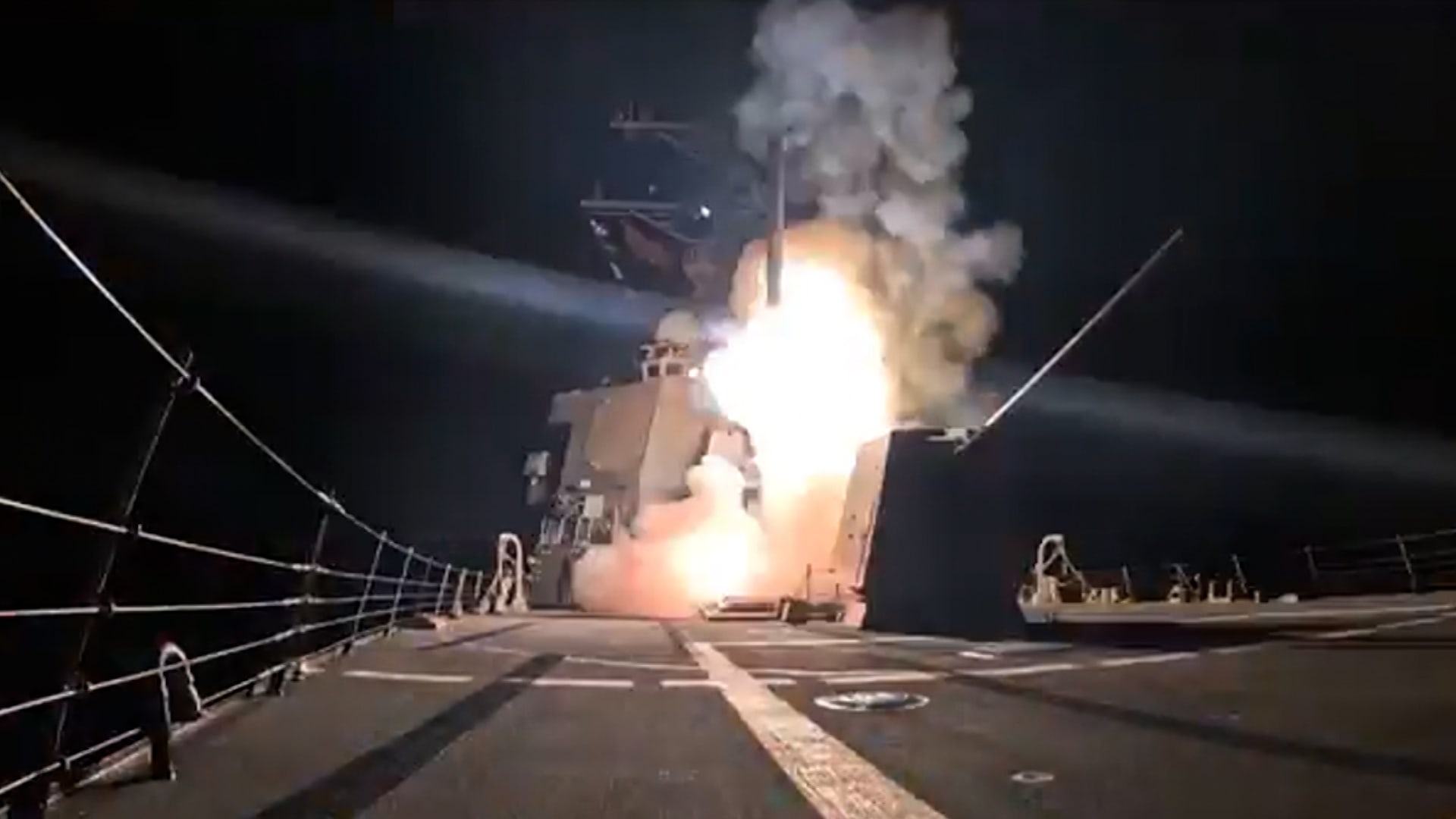 الجيش الأمريكي ينفذ ضربات "قاتلة" في نيجيريا.. لماذا؟