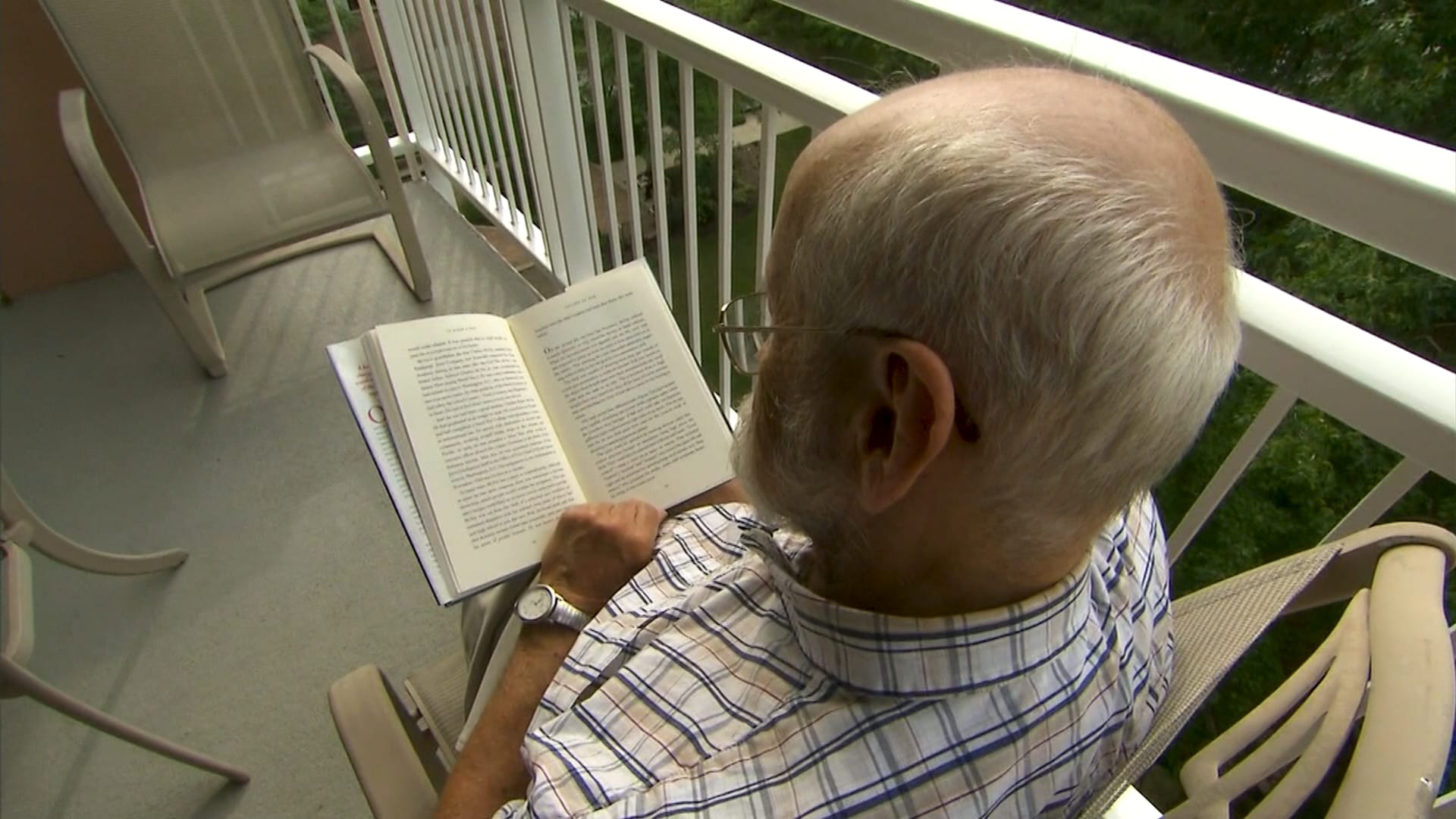 في العطل العائلية.. ما هي العلامات الصامتة التي تدلّ على معاناة بعض أفراد الأسرة؟