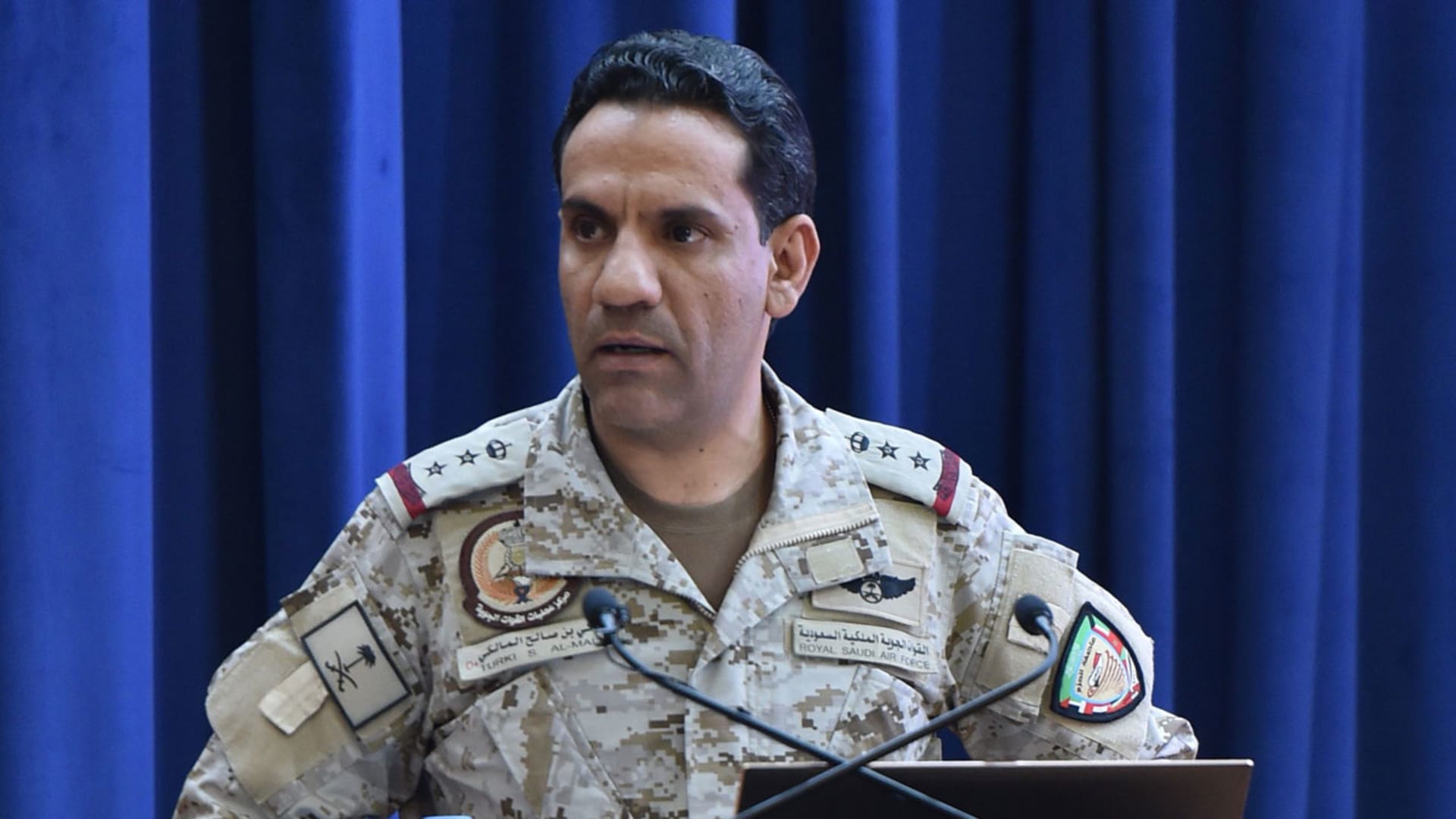 بعد رسالة وزير دفاع السعودية.. تحذير مباشر من تحالف "الشرعية" حول حضرموت