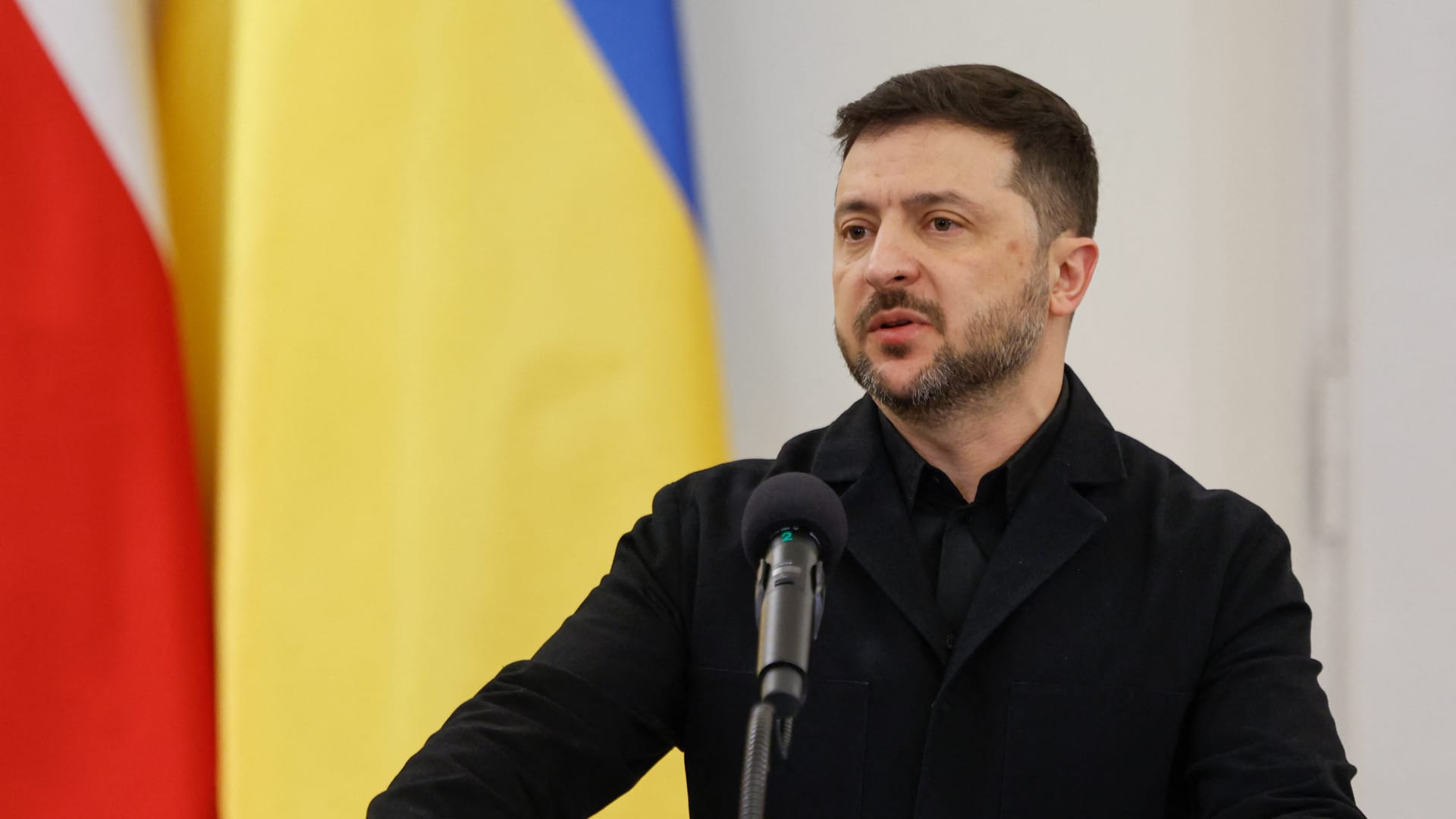 كيف وصف زيلينسكي بوتين بعد أطول هجوم روسي على منطقة كييف؟