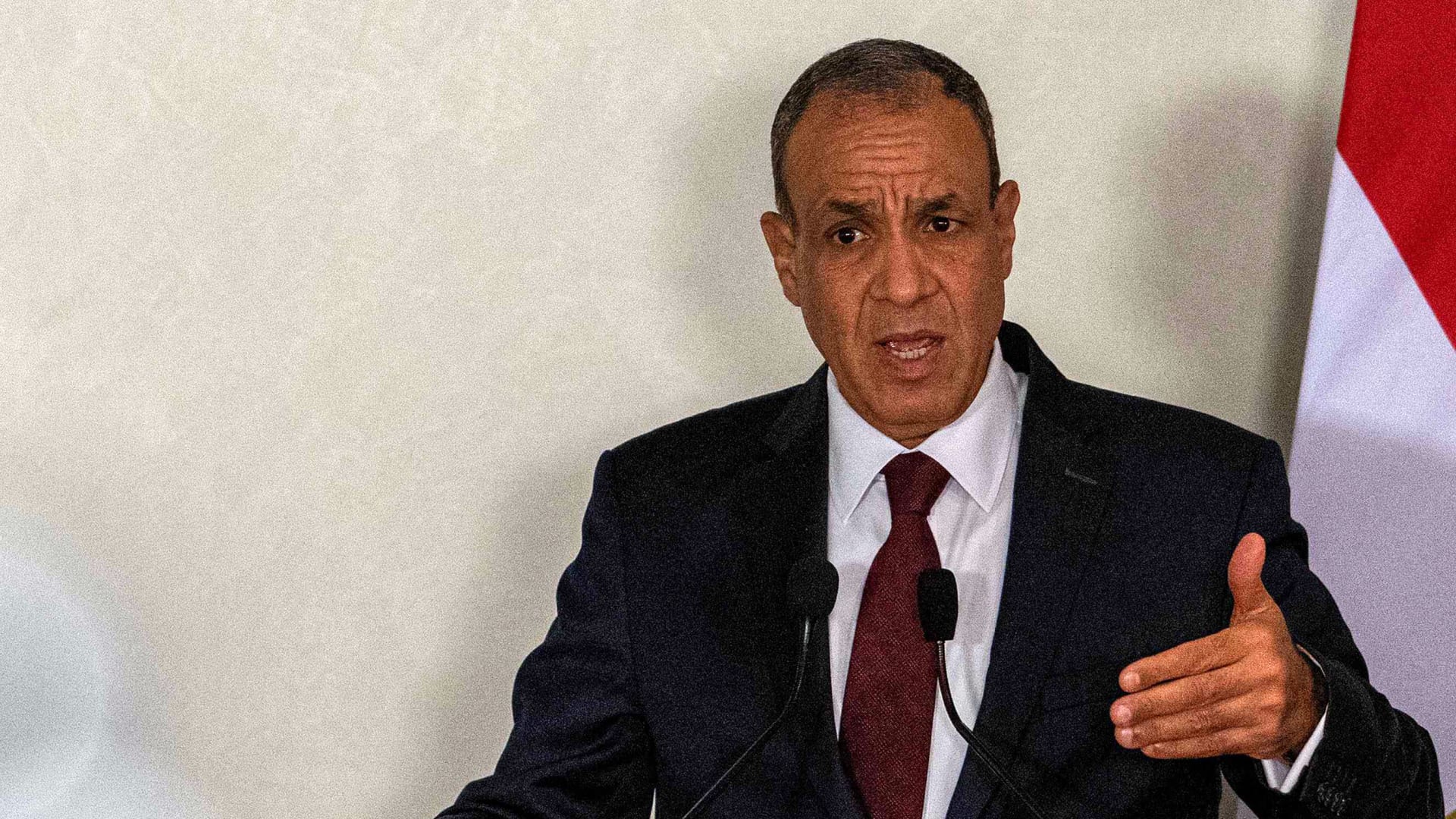 مصر.. وزير الخارجية يتحدث عن طريقة تعامل السيسي مع الوزراء وحقيقة عقد لقاء ثلاثي يضم ترامب ونتنياهو