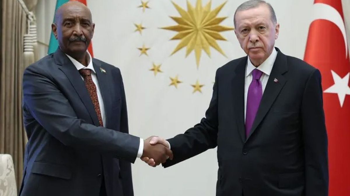 زيارة البرهان إلى تركيا.. ما تأثيرها في مجريات الحرب بالسودان؟