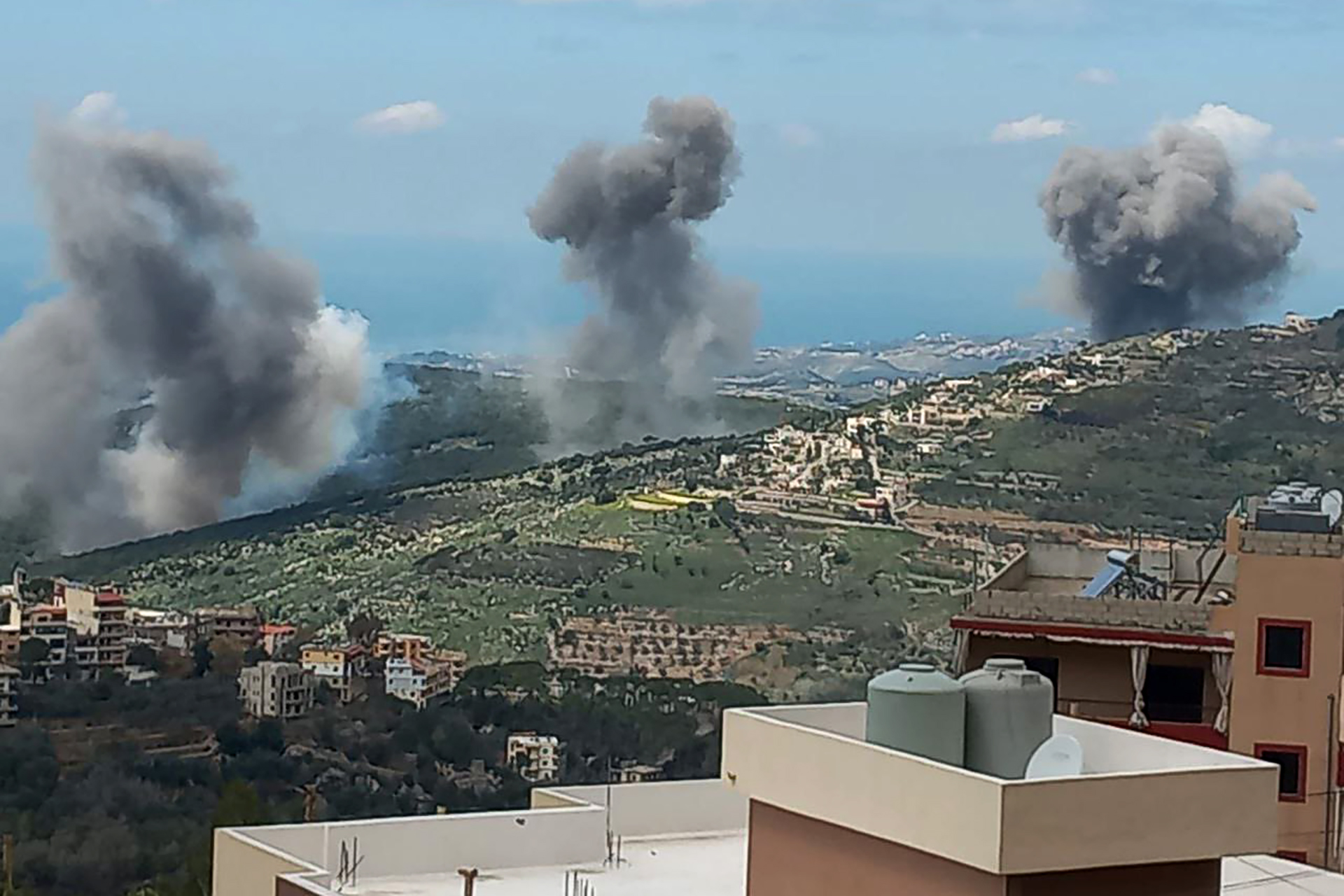 غارتان إسرائيليتان على بلدتي شبعا وياطر جنوبي لبنان