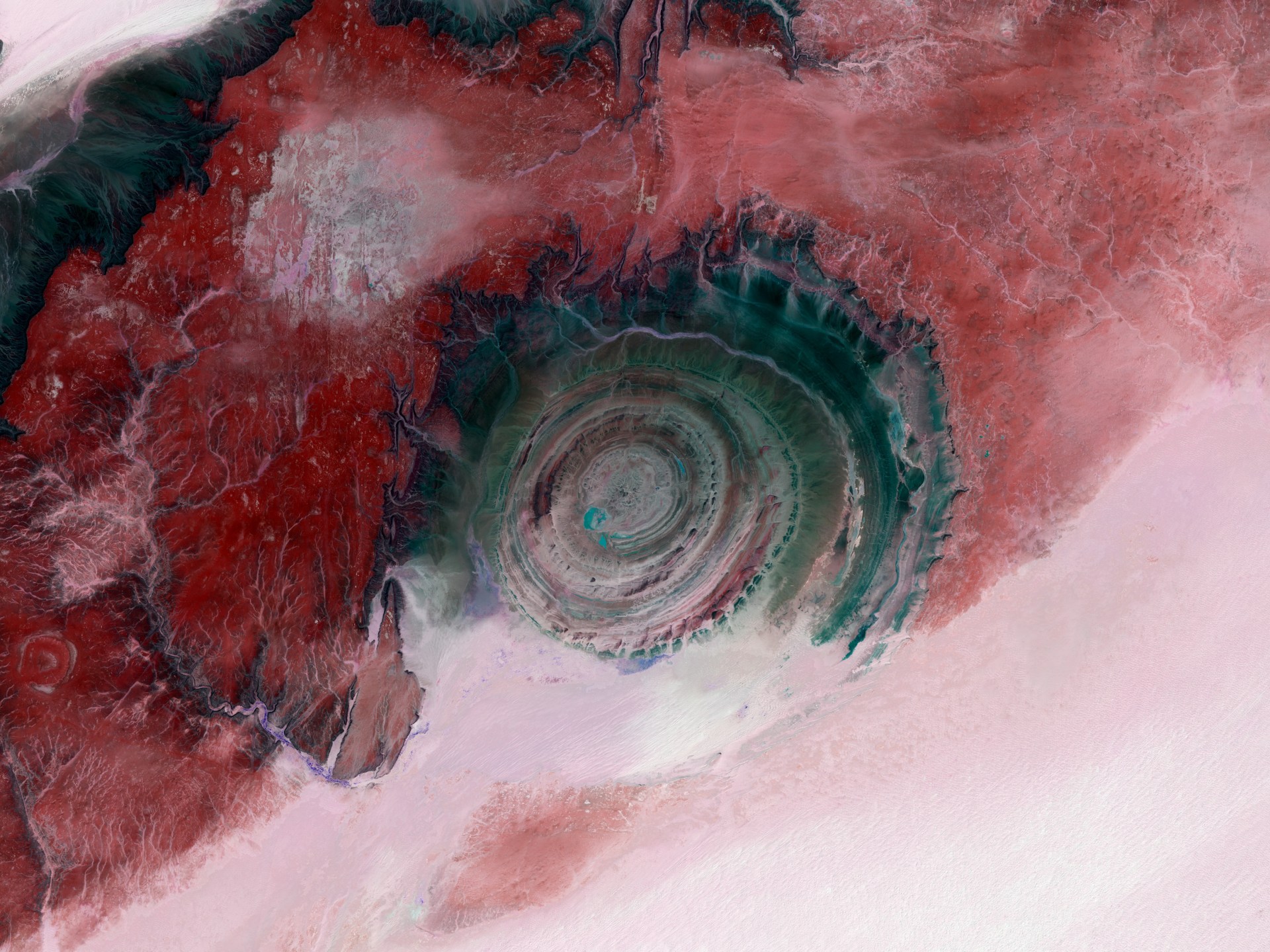 وكالة الفضاء الأوروبية تنشر صورا جديدة لـ"عين الصحراء" الموريتانية