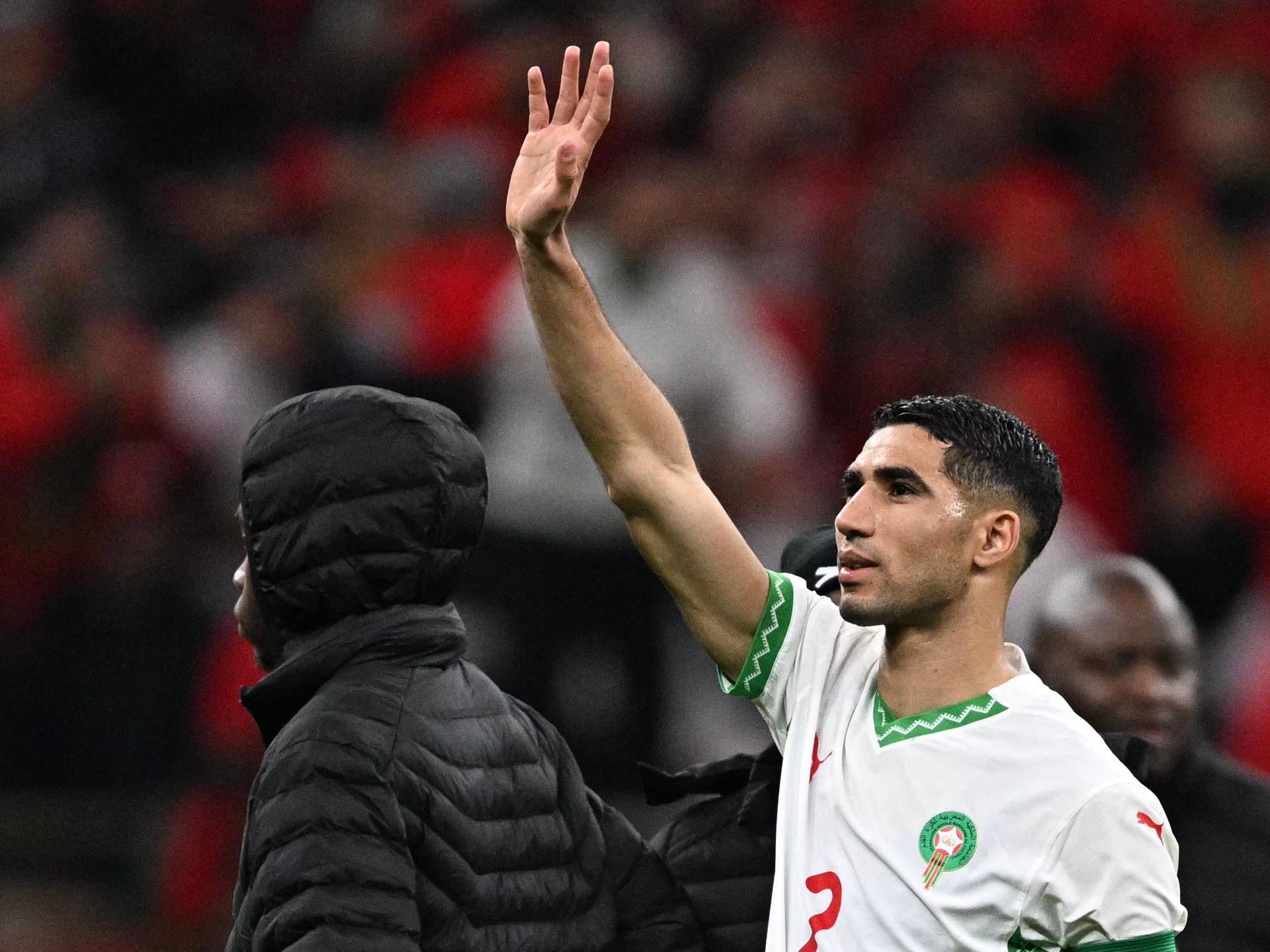 شاهد.. أشرف حكيمي يعود للمشاركة ويشعل المدرجات المغربية بعد عودته من الإصابة