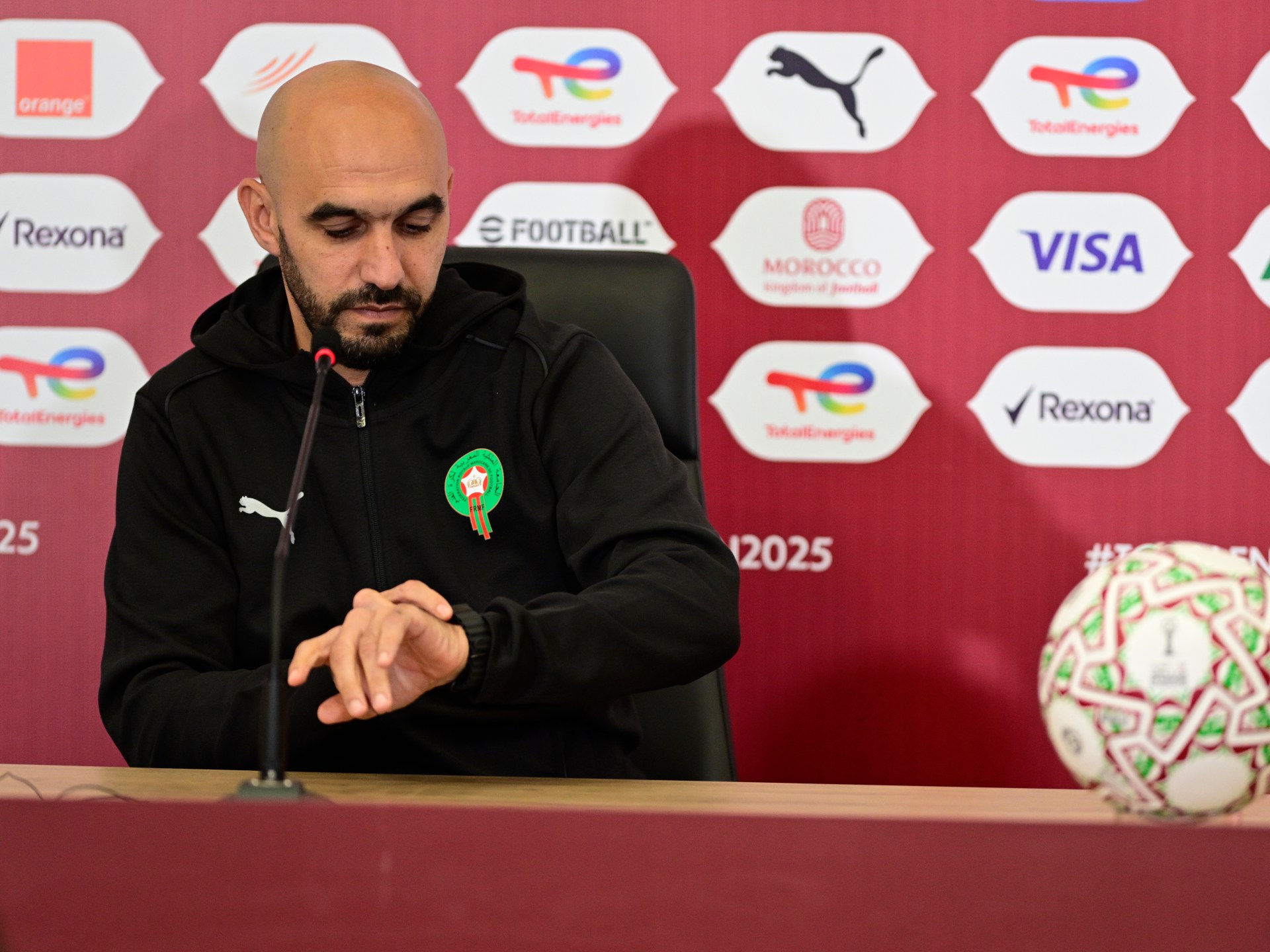 الركراكي مدرب المغرب: غيرت العقلية من المشاركة إلى المنافسة وأحذر من صعوبة كأس أفريقيا