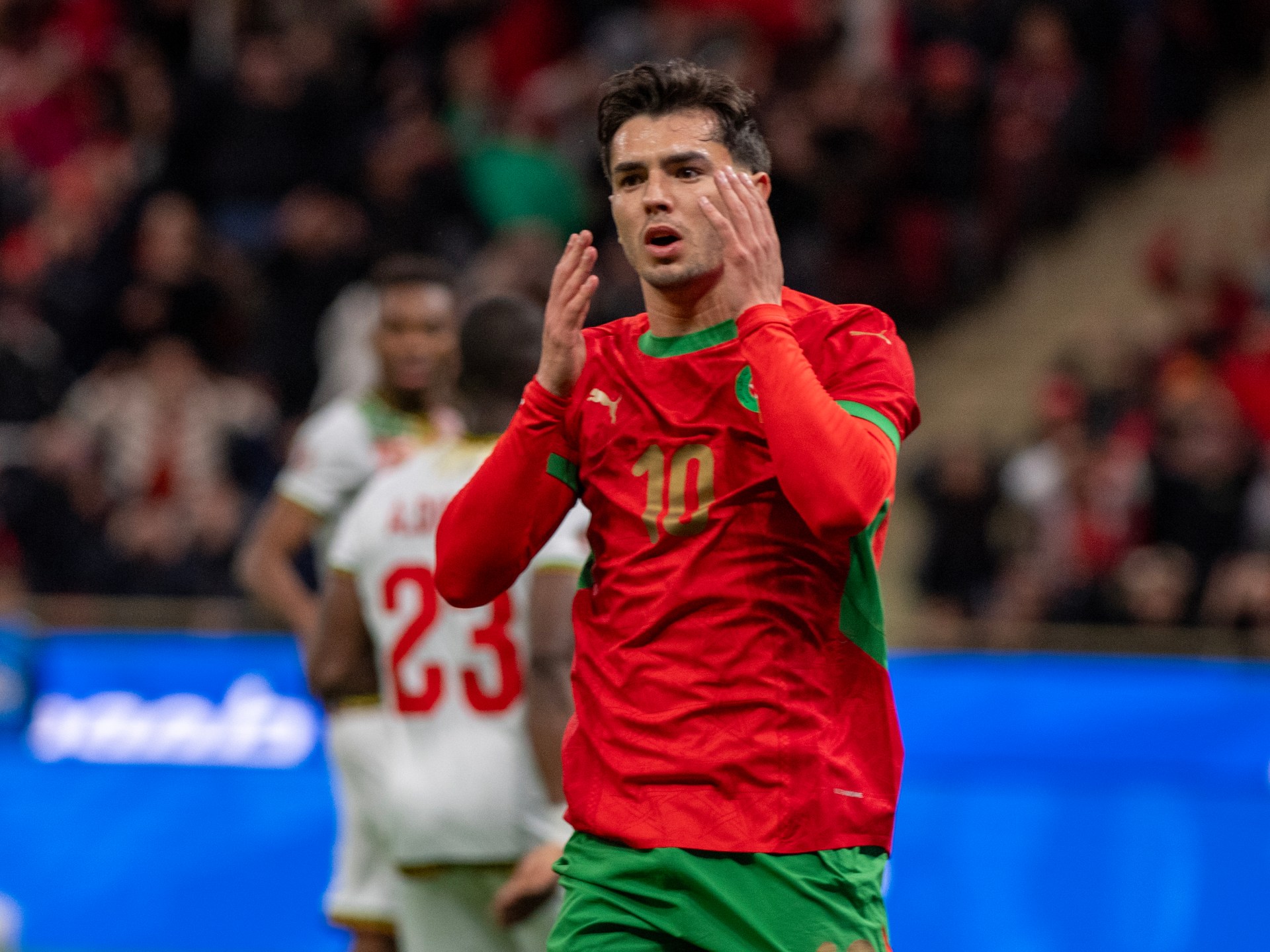 بطل أفريقيا السابق يكشف سر إخفاق المغرب بالتتويج بكأس الأمم من نصف قرن