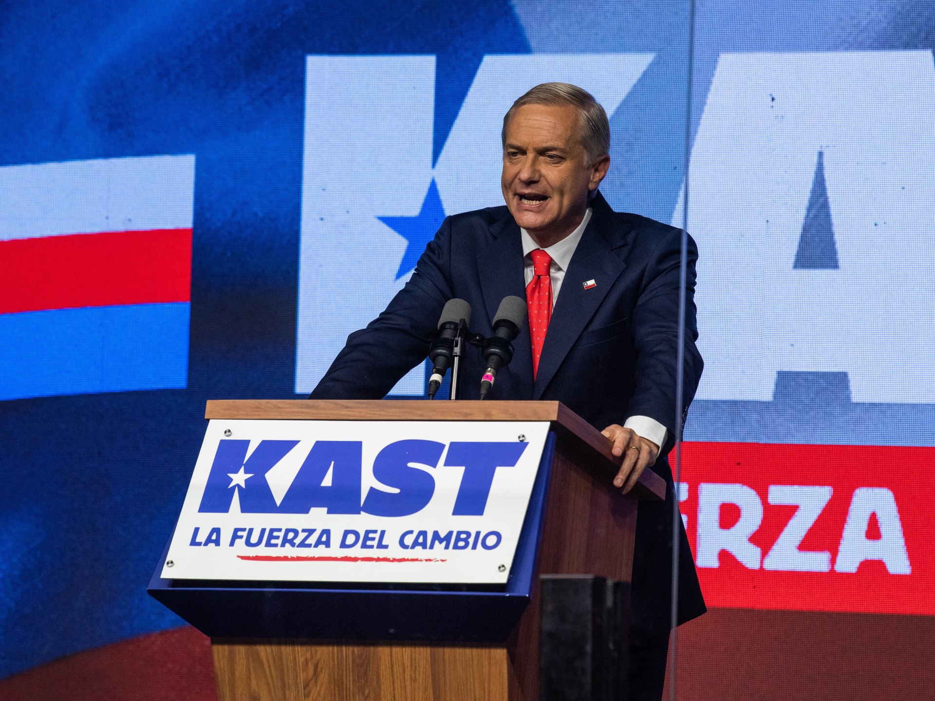 خوسيه أنطونيو كاست.. مؤيد لإسرائيل يرأس تشيلي