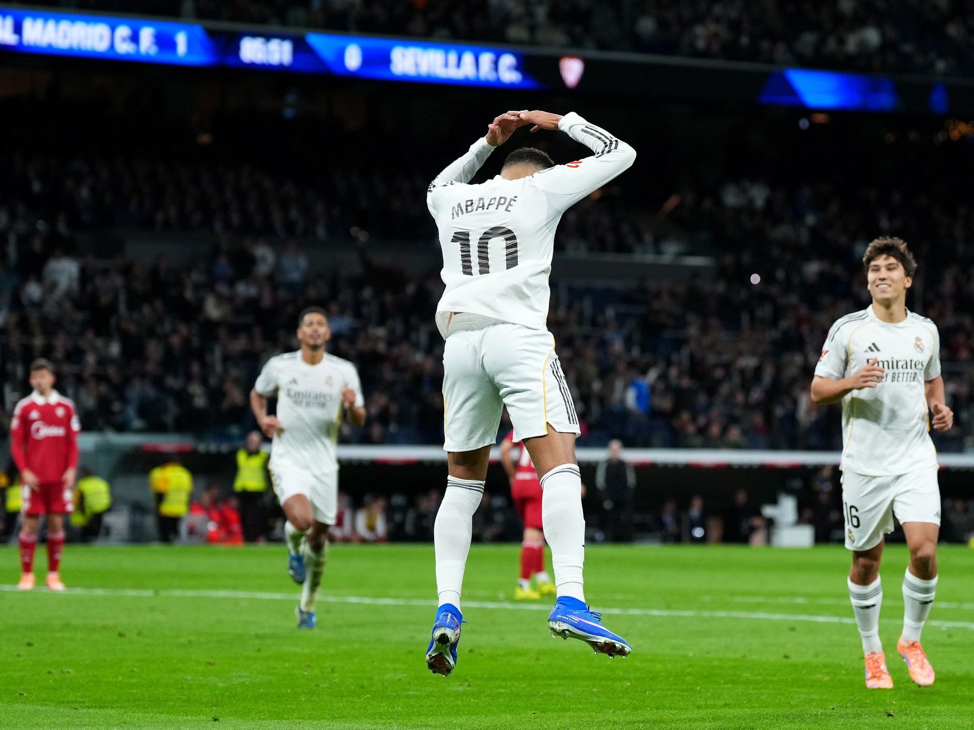 مبابي يعادل رقما قياسيا وأسطوريا لرونالدو مع ريال مدريد