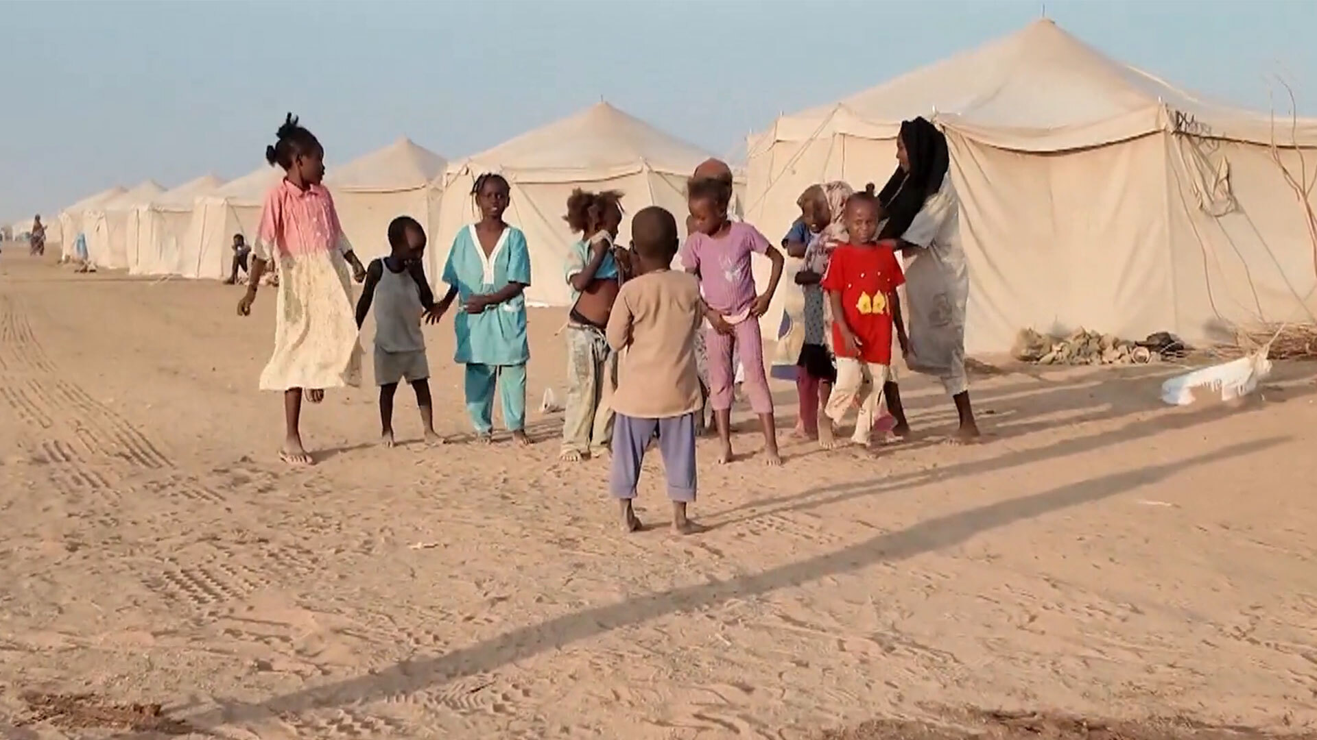 أطفال النزوح في السودان يواجهون خطر الانقطاع عن التعليم