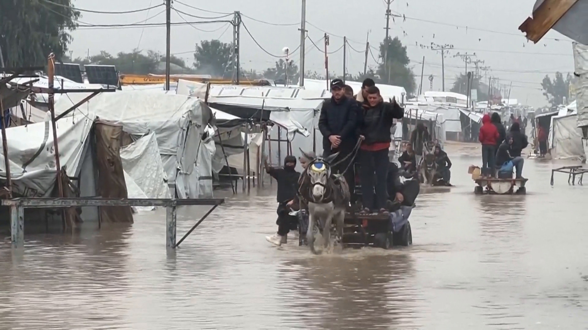 غزة تواجه انهيارا شاملا للخدمات رغم توقف الحرب