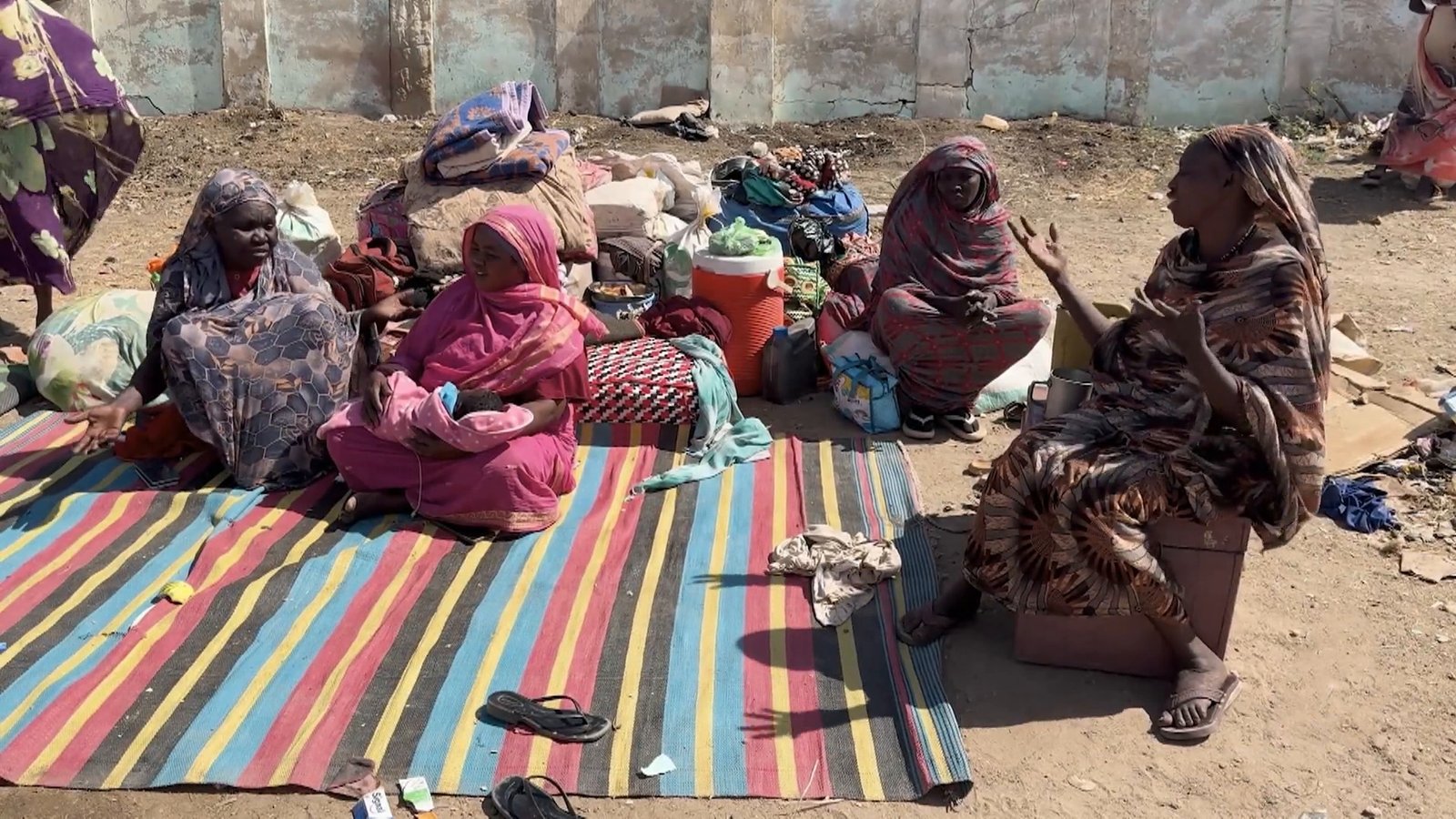 نزوح جماعي ومعاناة بلا توقف.. حرب السودان تقترب من ألف يوم 3 image 1766147768