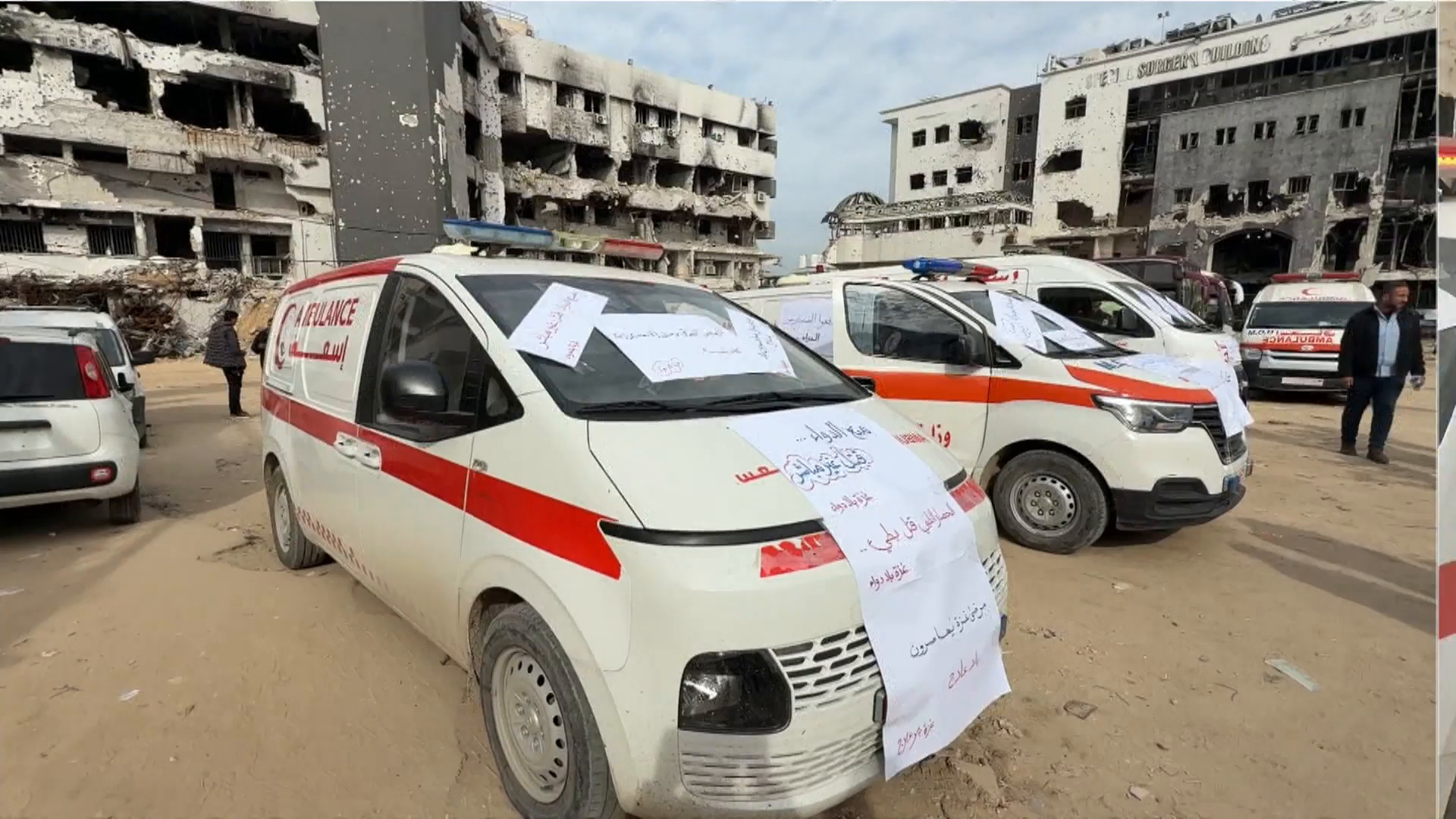 الجزيرة ترصد تدهور القطاع الصحي في غزة مع تحذيرات من انهياره