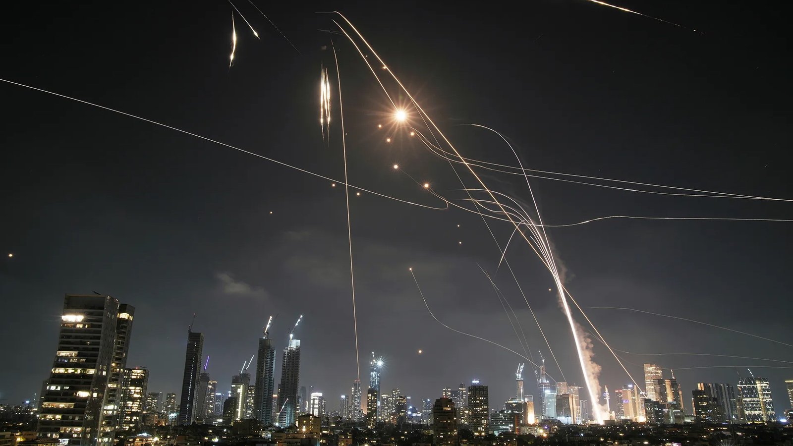 صحف عالمية: إسرائيل غير جاهزة للتصدي مجددا لصواريخ إيران 5 image 1767111544