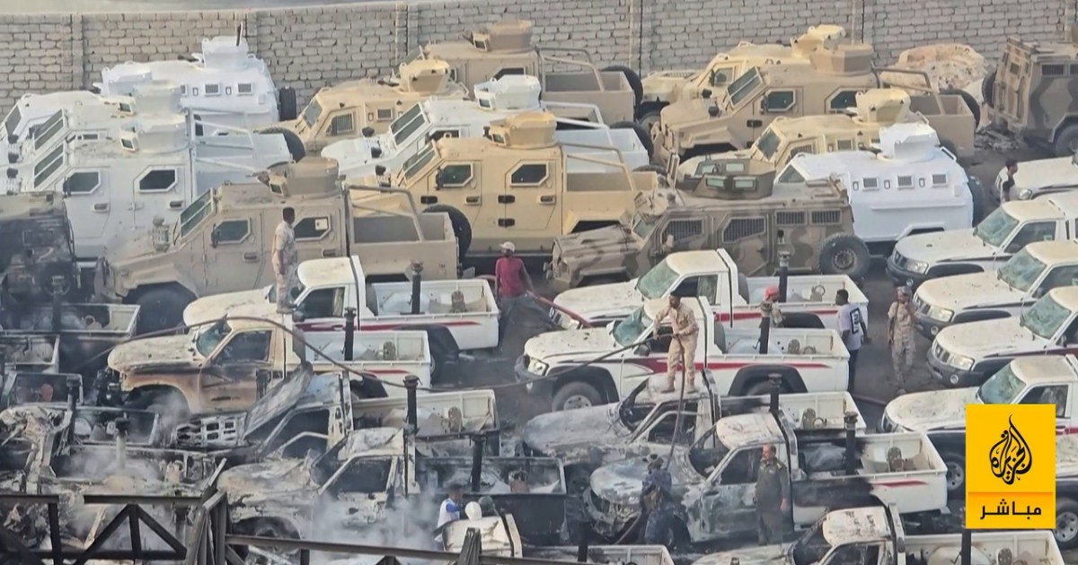 ضربة جوية محدودة على معدات قتالية في ميناء المكلا اليمني 3 image 1767126275