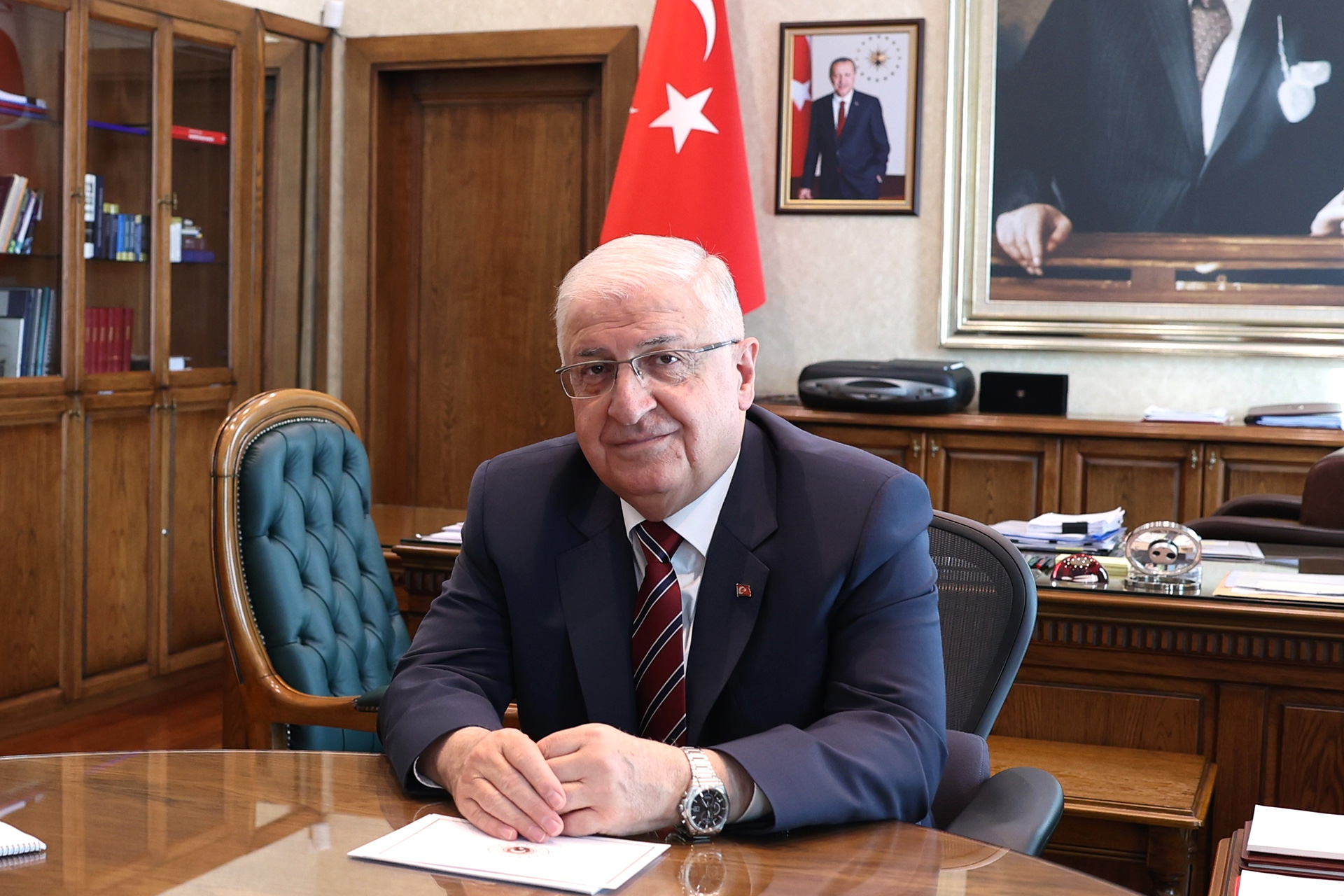 minister defance 1706097096