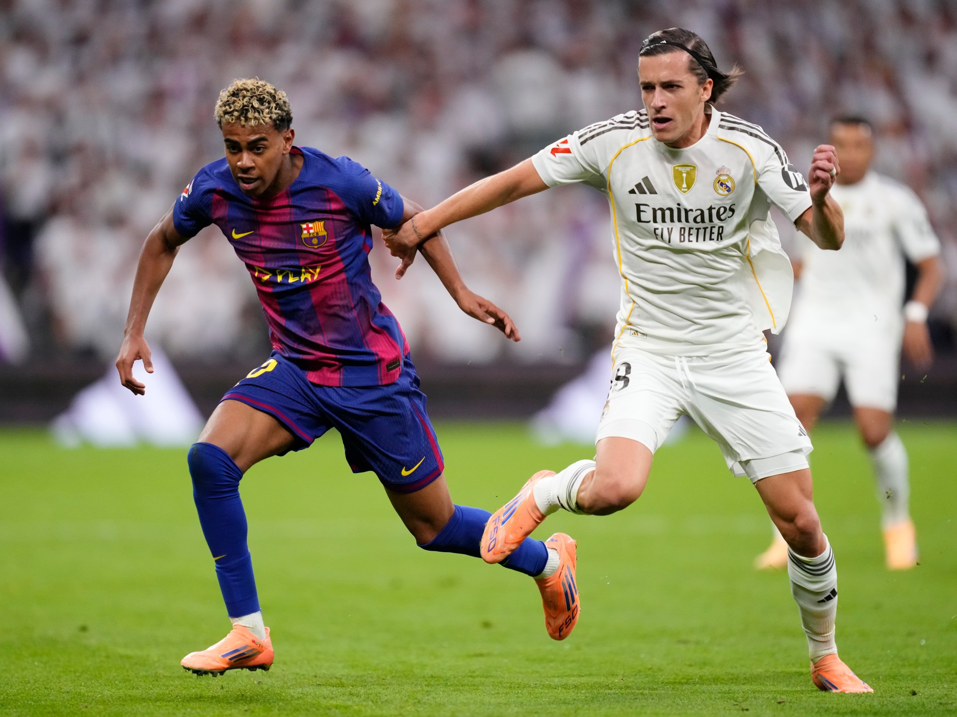 مباشر مباراة برشلونة ضد ريال مدريد في نهائي كأس السوبر الإسباني