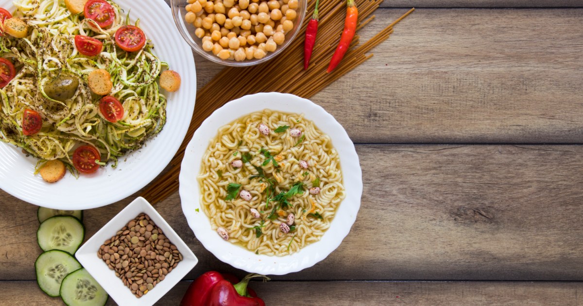 معكرونة الحمص.. لماذا تستحق مكانا على مائدتك؟