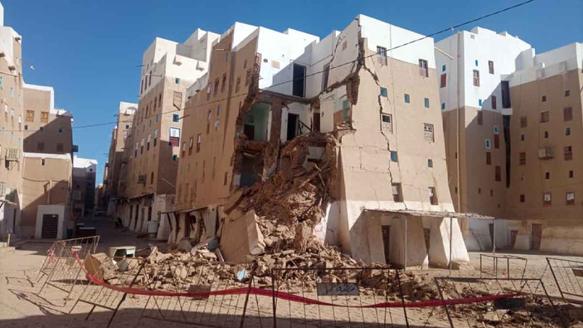 بعد انهيار أحد منازلها.. شبام حضرموت التاريخية تصرخ في وجه الإهمال