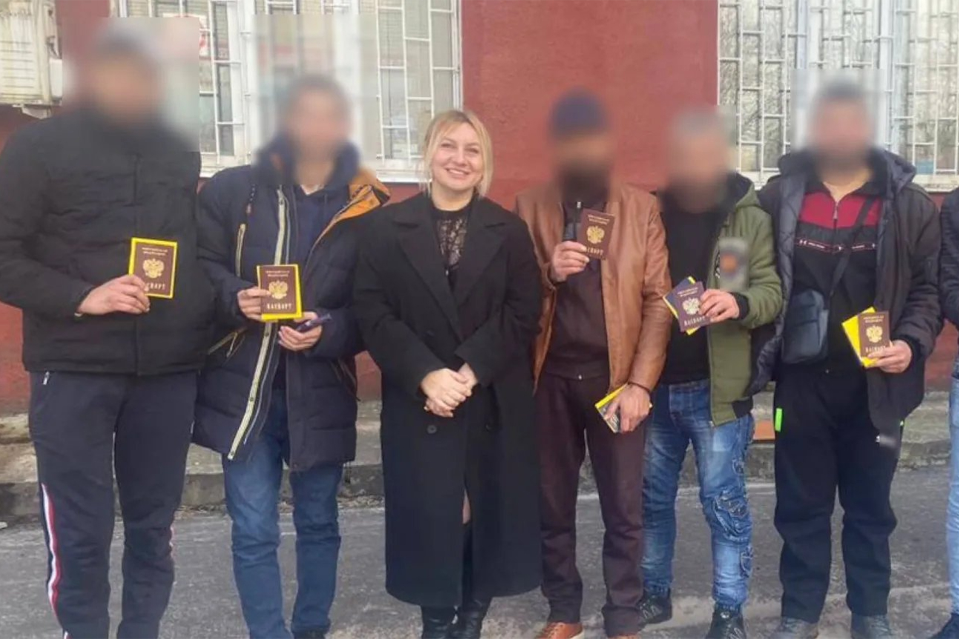 خديعة الرواتب والجنسية.. روسية تستدرج الشبان العرب للقتال في أوكرانيا