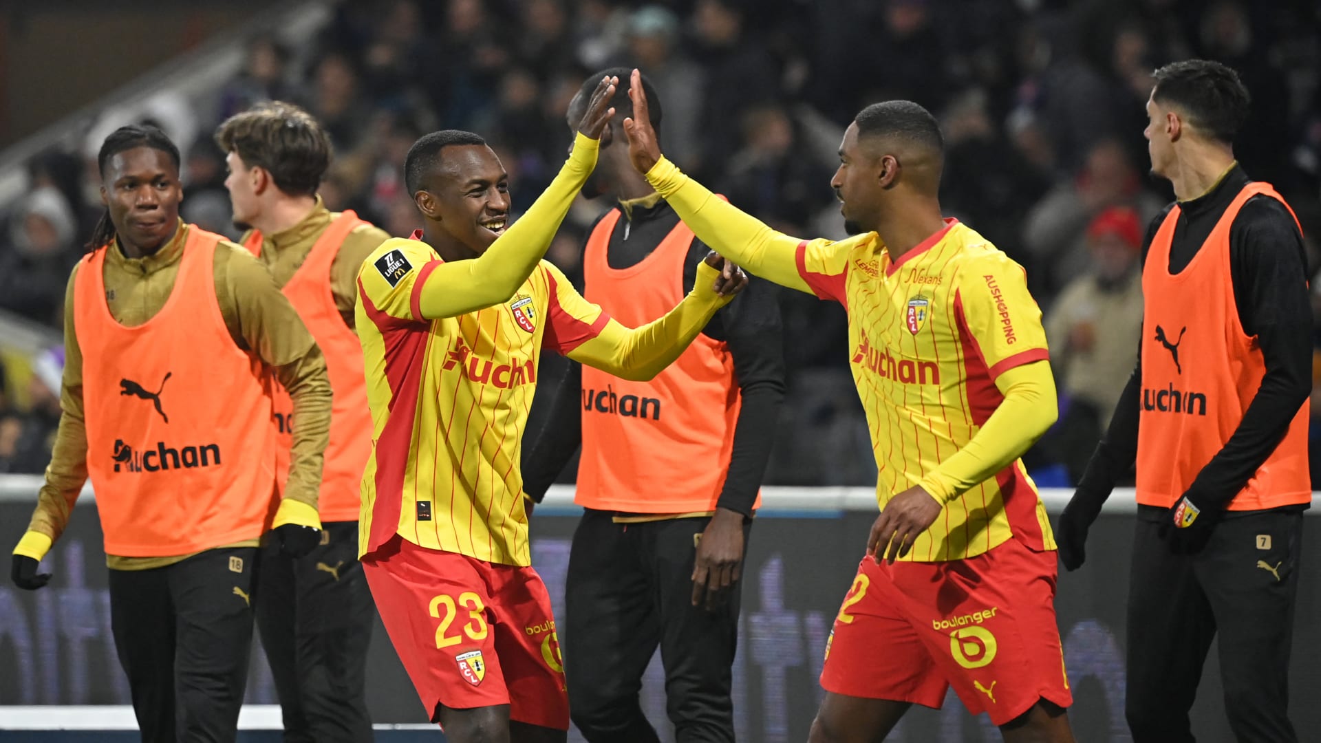 هكذا تفاعل سعود عبدالحميد مع صدارة ناديه لانس للدوري الفرنسي