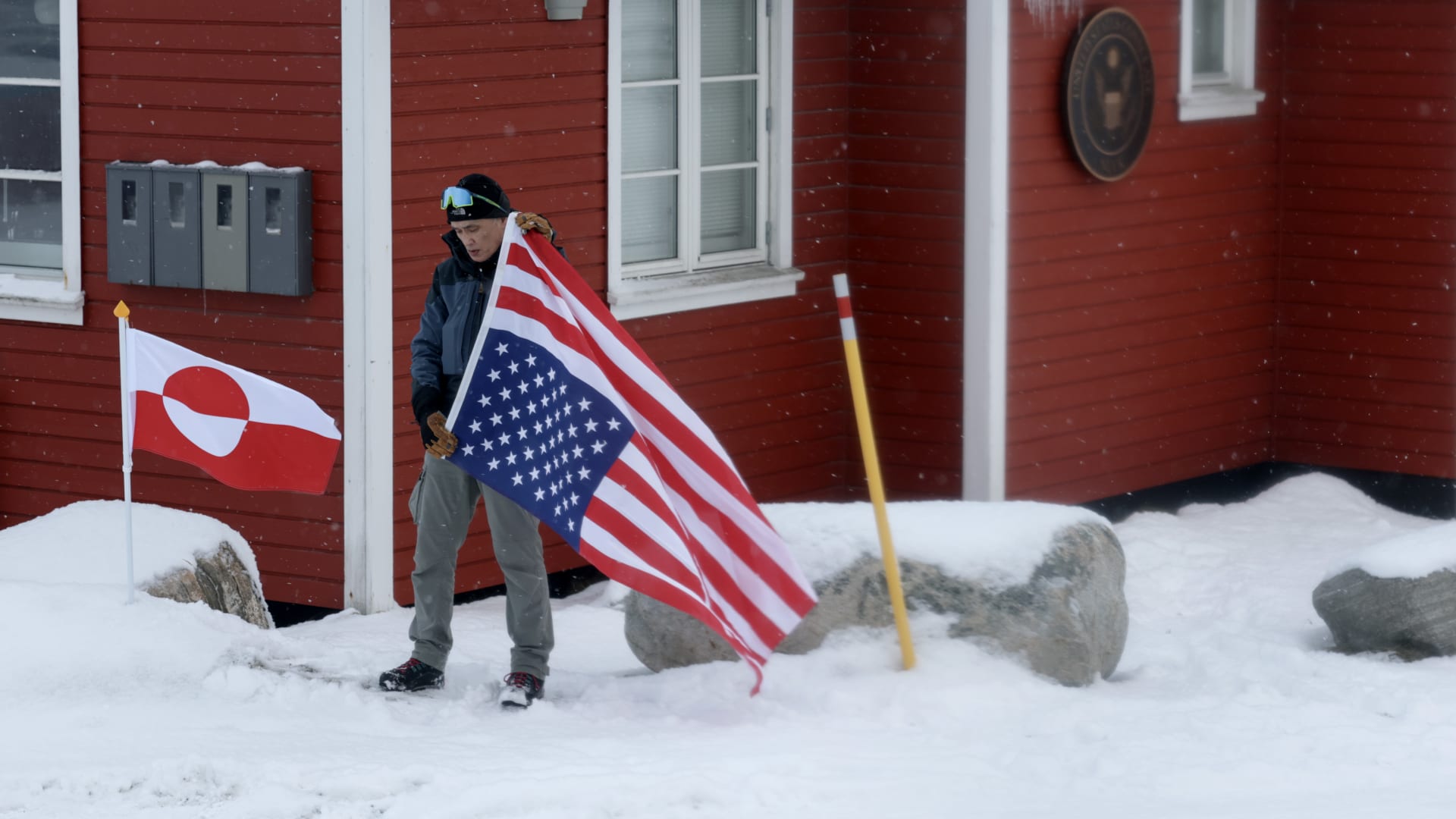 ماذا نعرف عن صفقة قديمة لشراء غرينلاند فشلت أمريكا في إبرامها؟