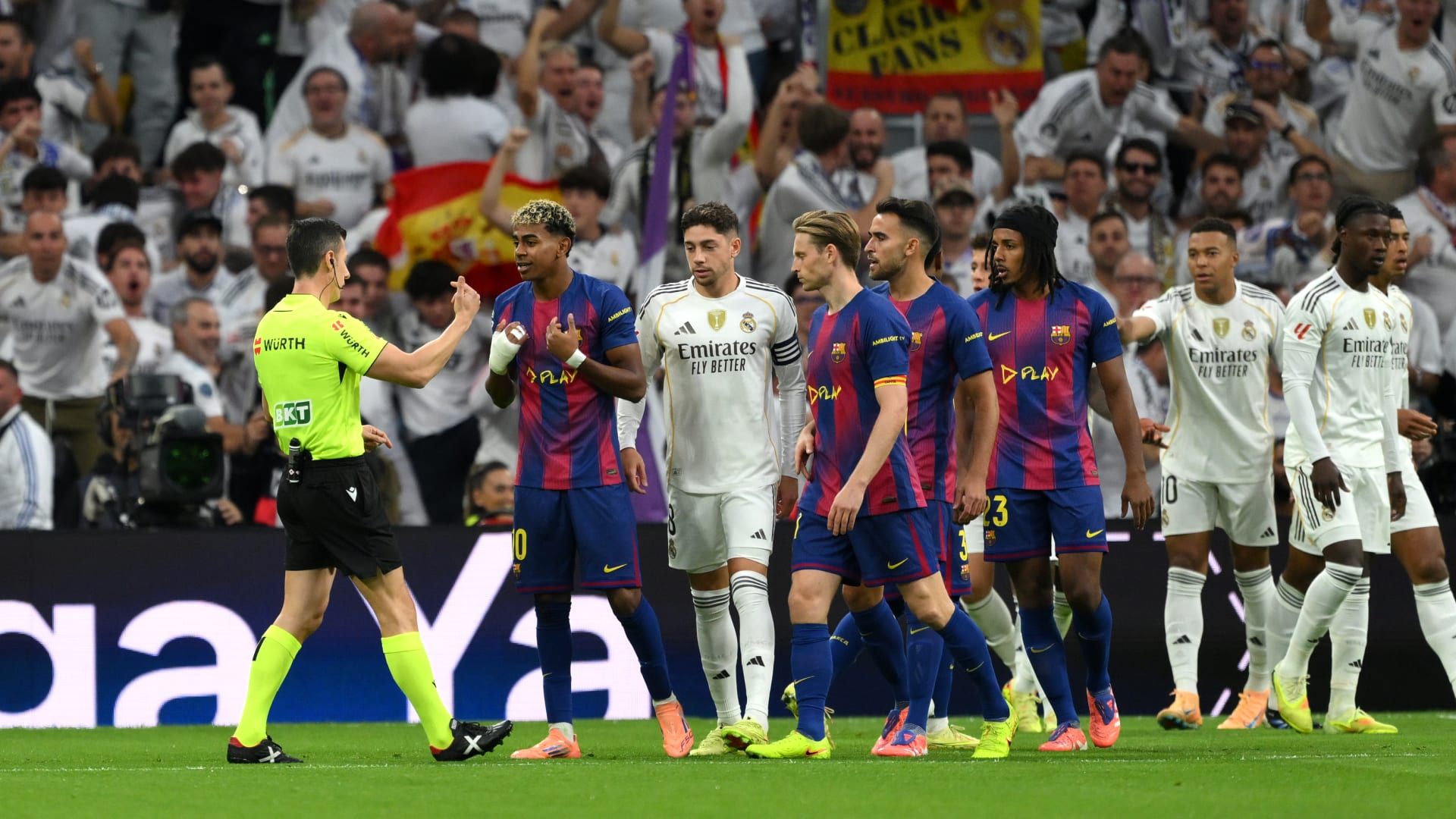 إليك موعد نهائي كأس السوبر الإسباني بين ريال مدريد وبرشلونة